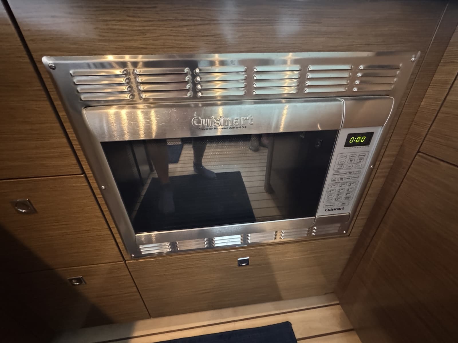 2013 Cruisers Yachts 45 Cantius