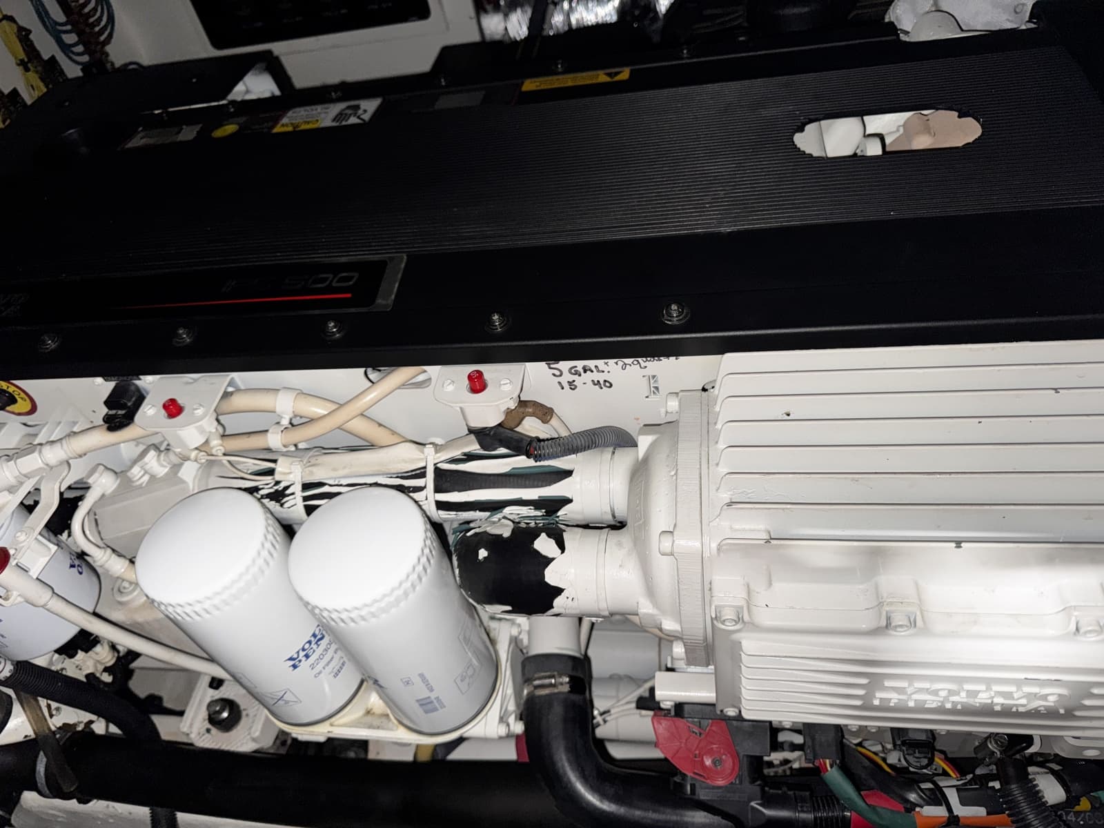 2013 Cruisers Yachts 45 Cantius