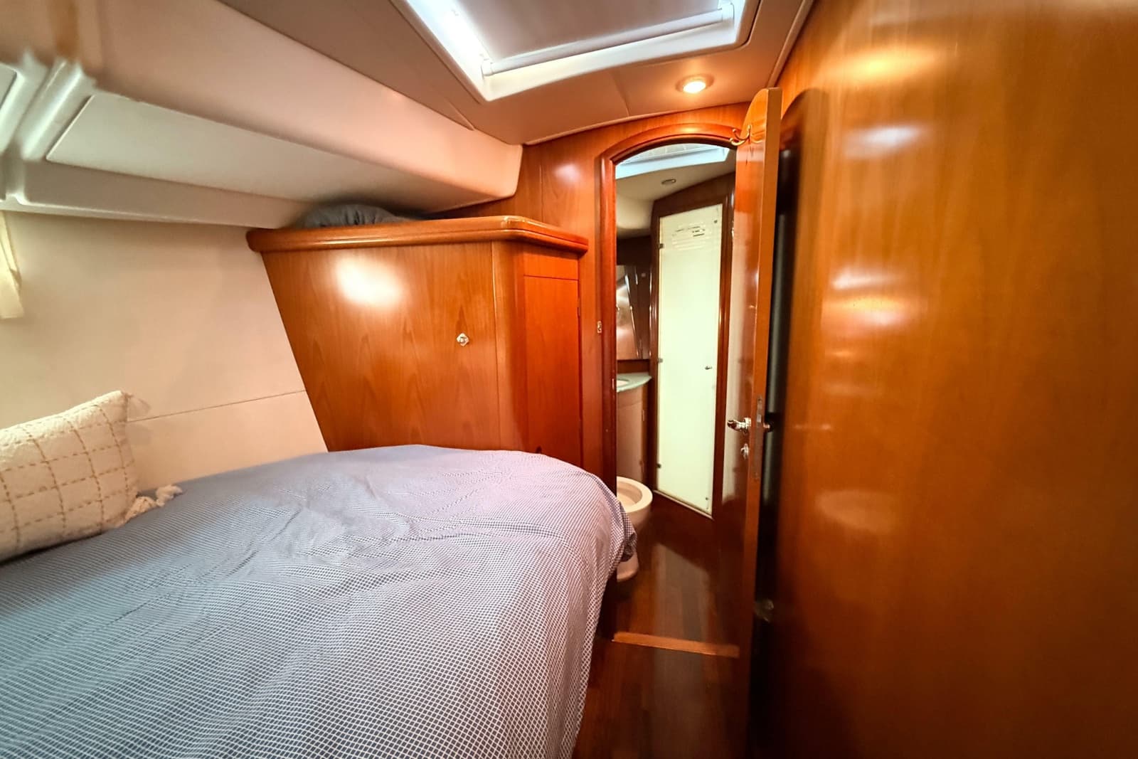 2005 Beneteau 57