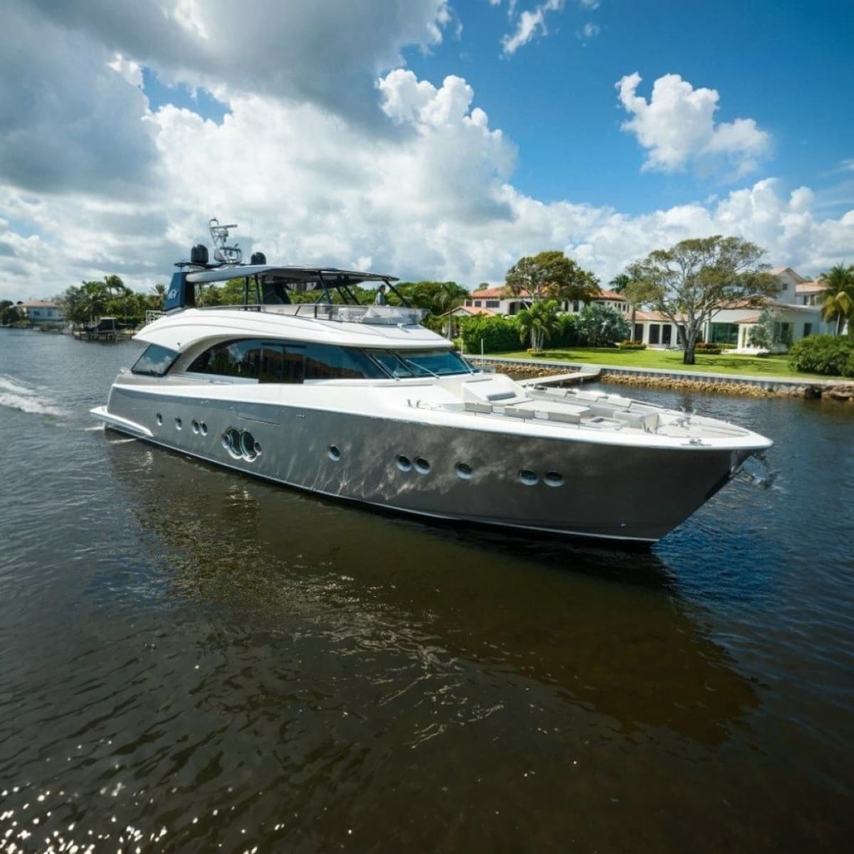 2015 Monte Carlo Yachts MCY 86