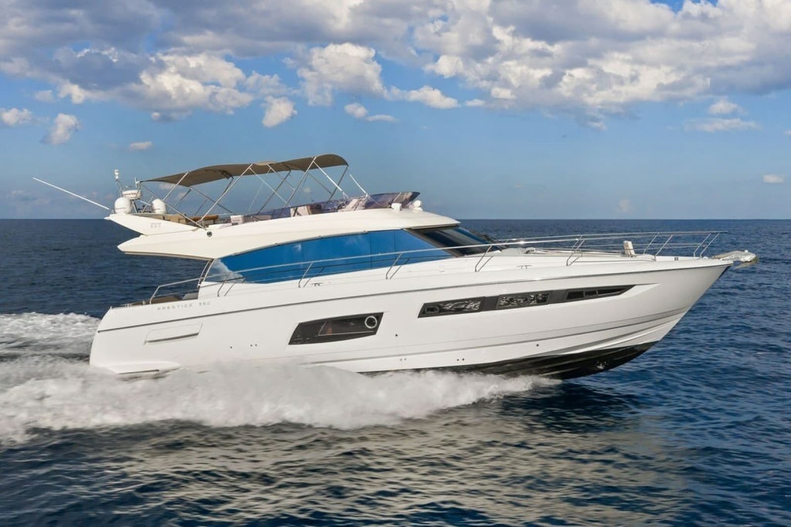 2015 Prestige 550