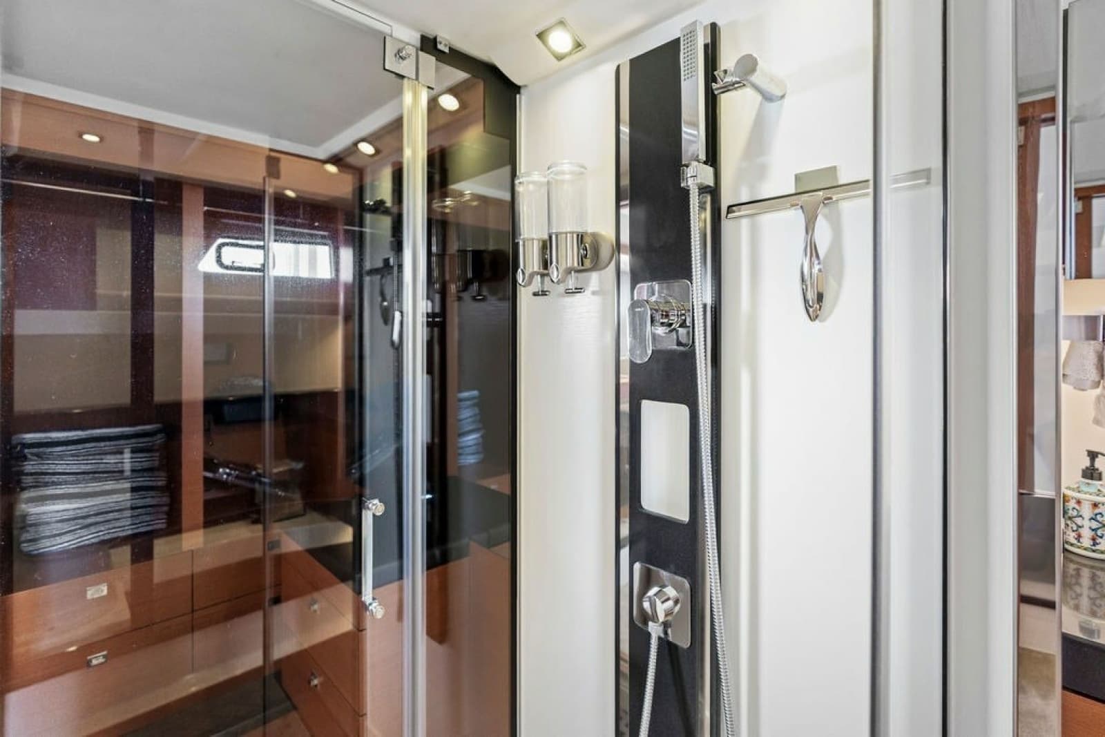 2015 Prestige 550