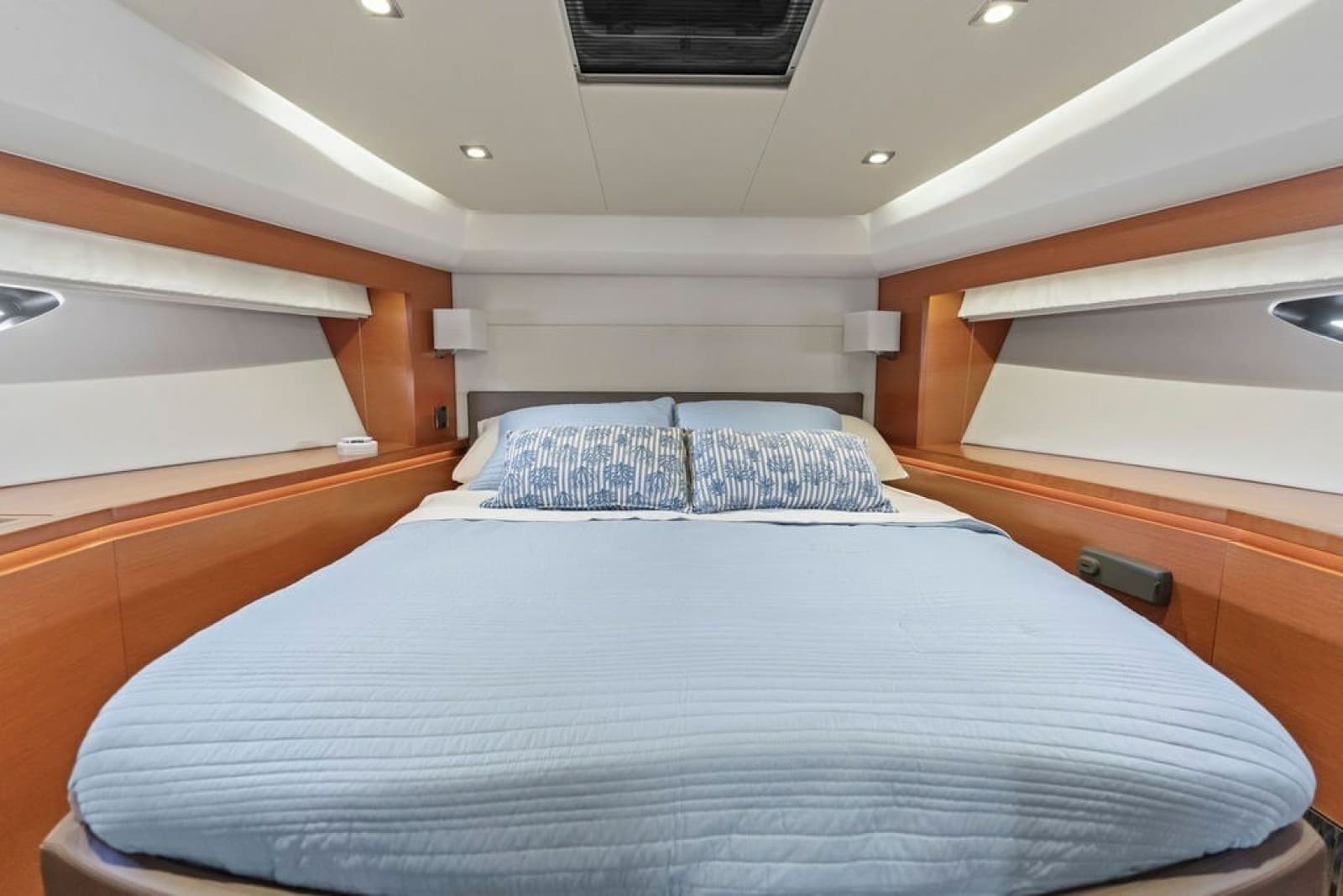 2015 Prestige 550