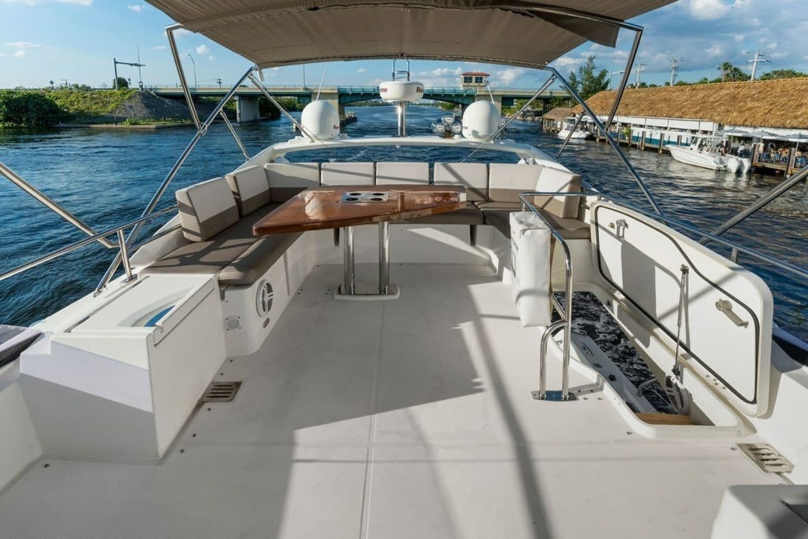 2015 Prestige 550