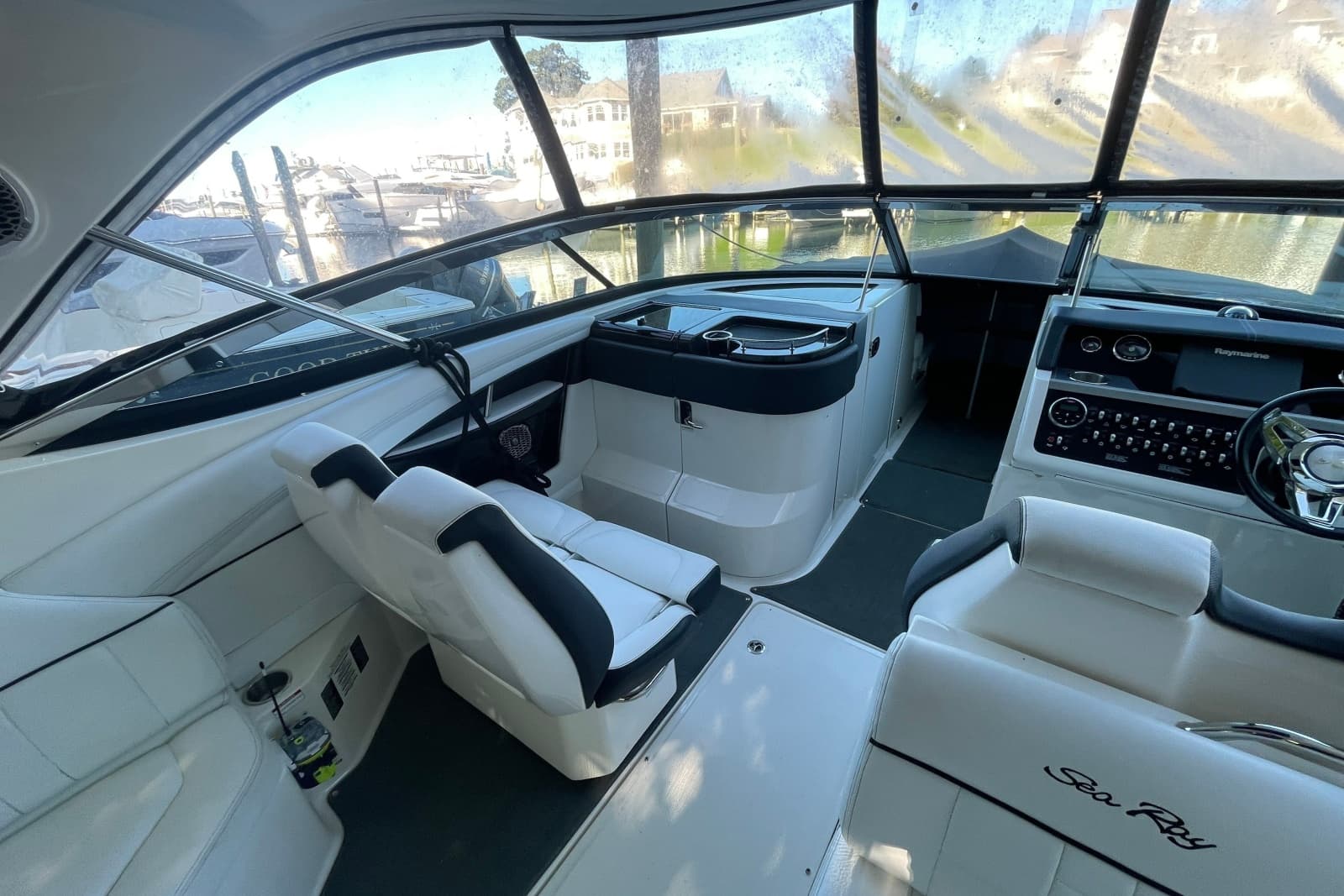 2015 Sea Ray SLX 350