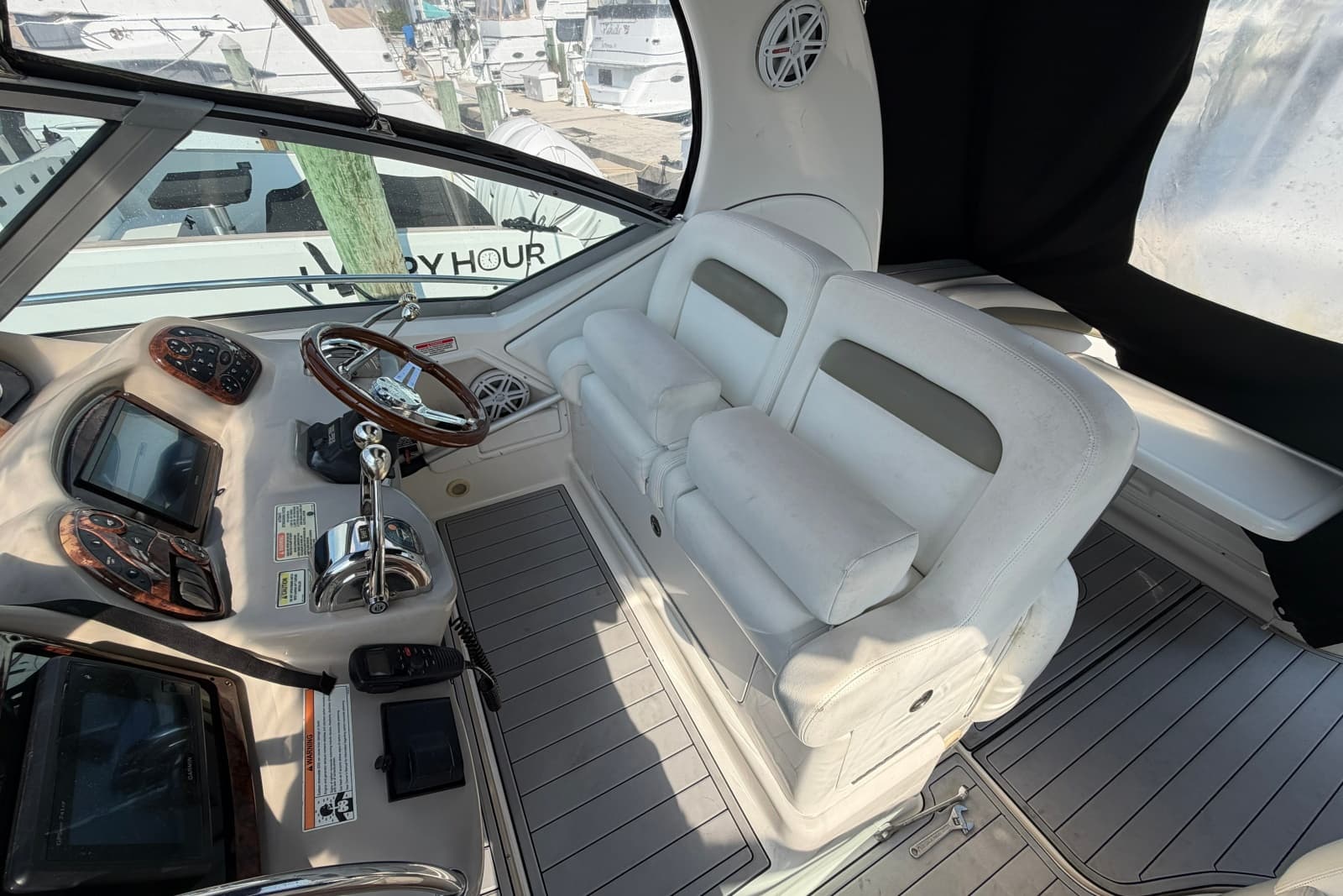 2006 Sea Ray Sundancer 320