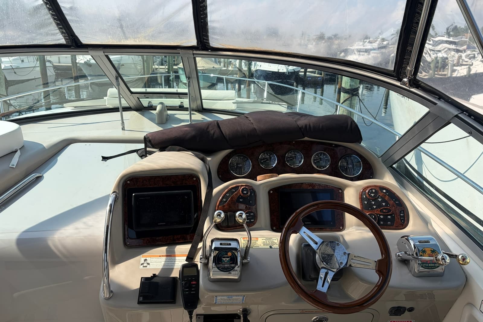 2006 Sea Ray Sundancer 320