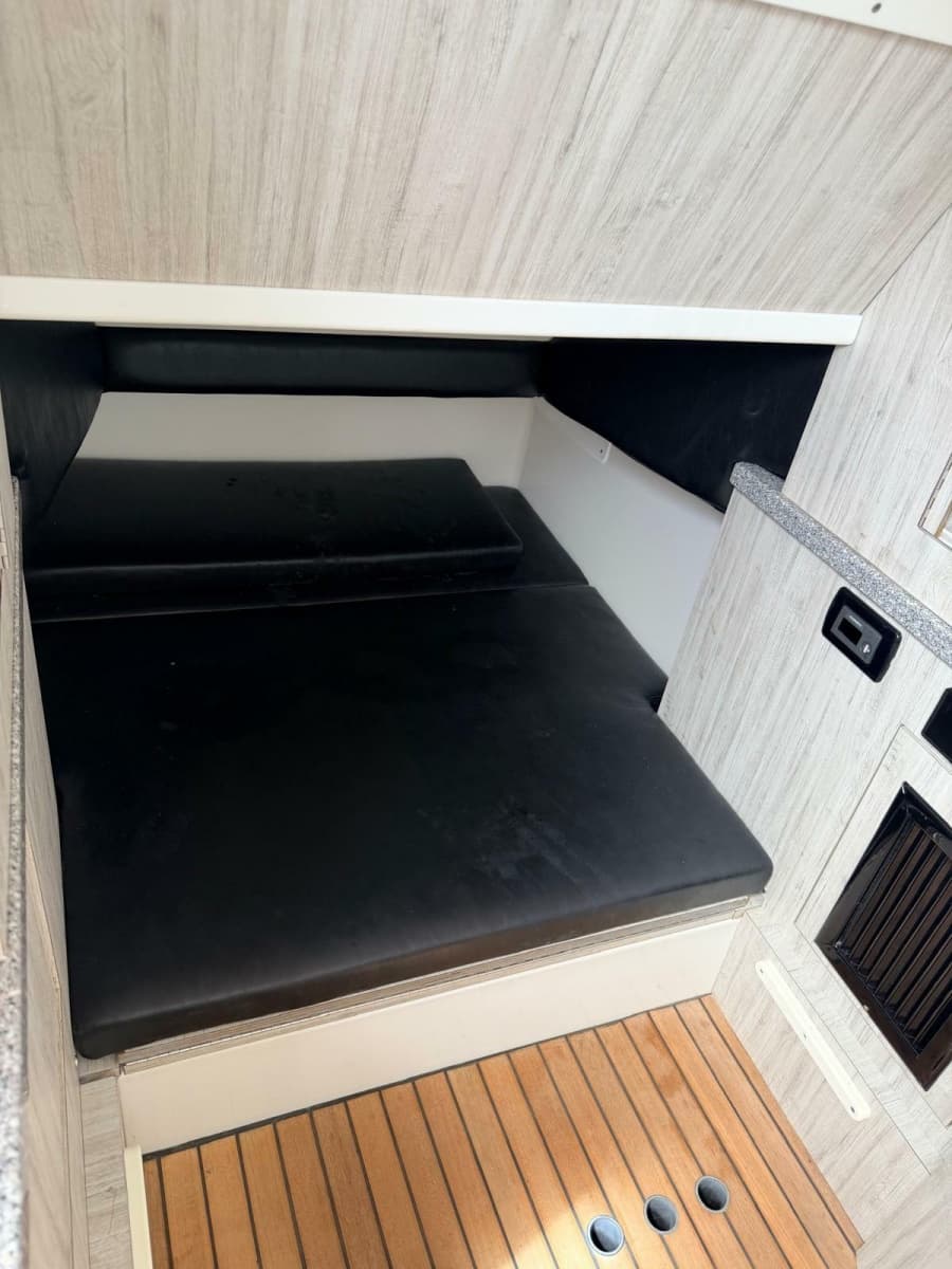 2018 Hydra-Sports 42 Siesta