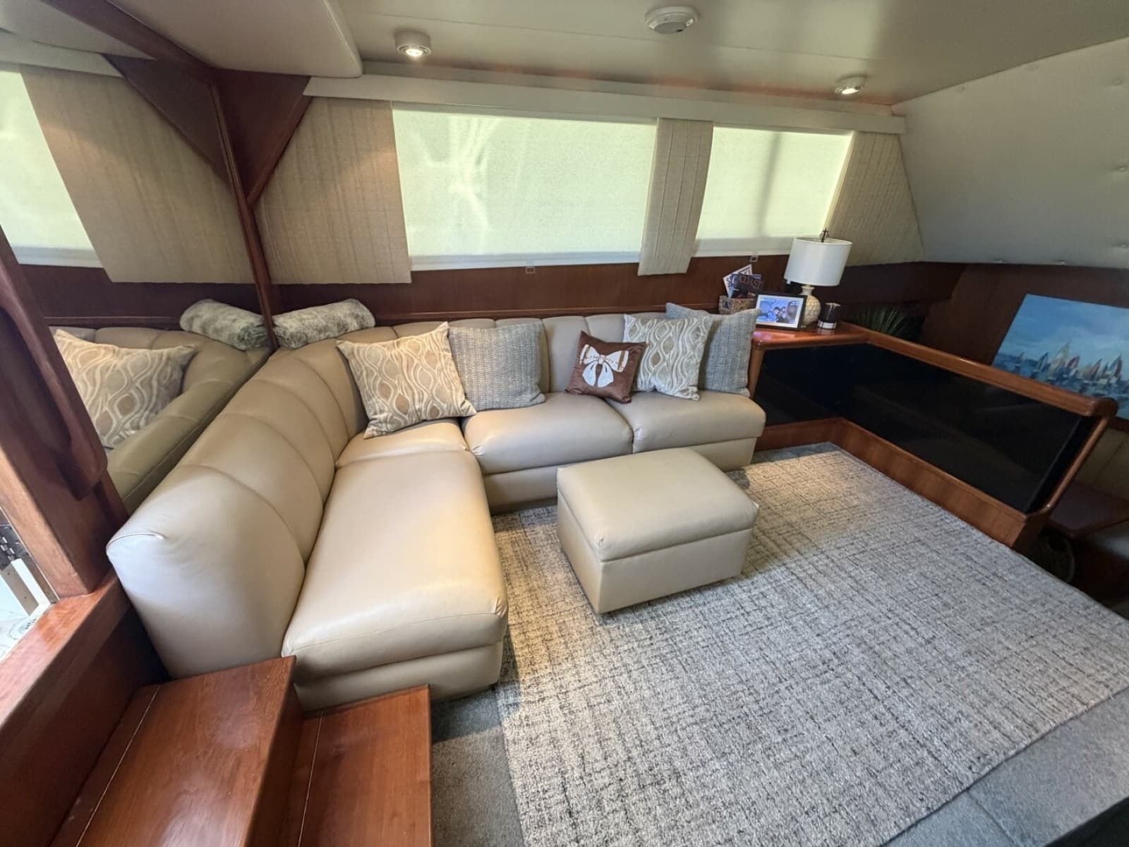 1990 Viking 44 Aft Cabin Motor Yacht