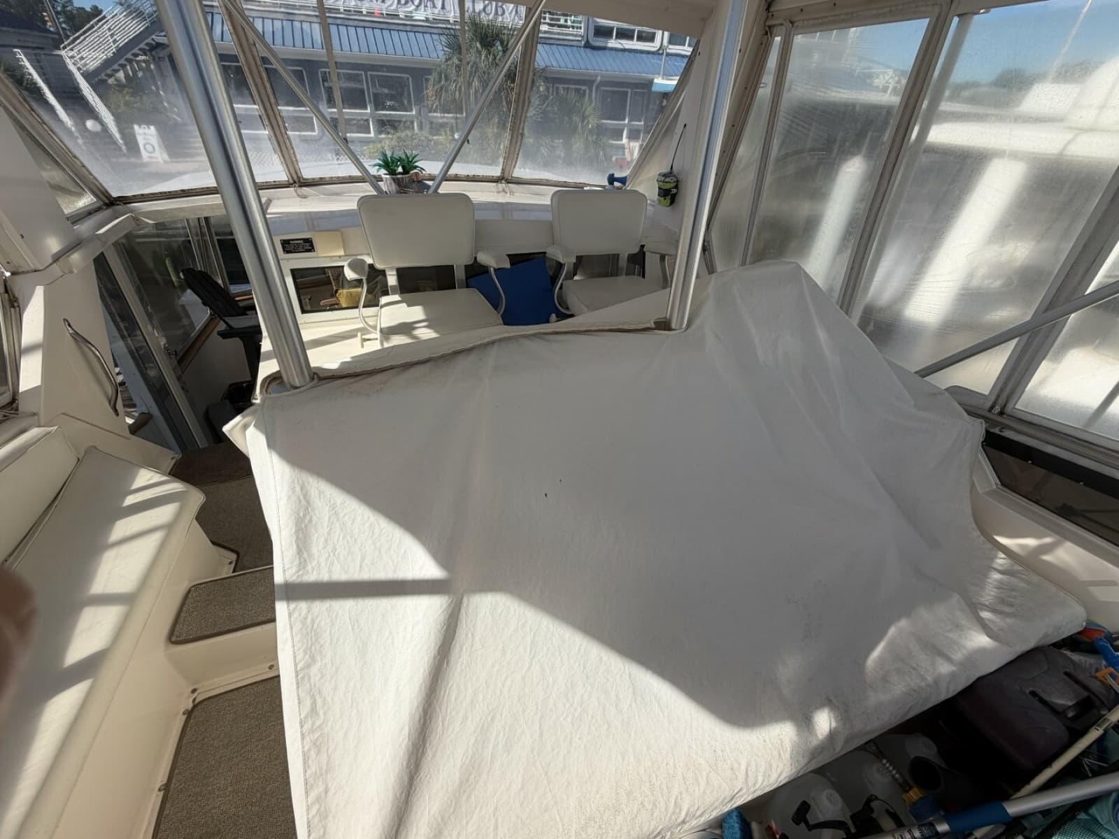 1990 Viking 44 Aft Cabin Motor Yacht