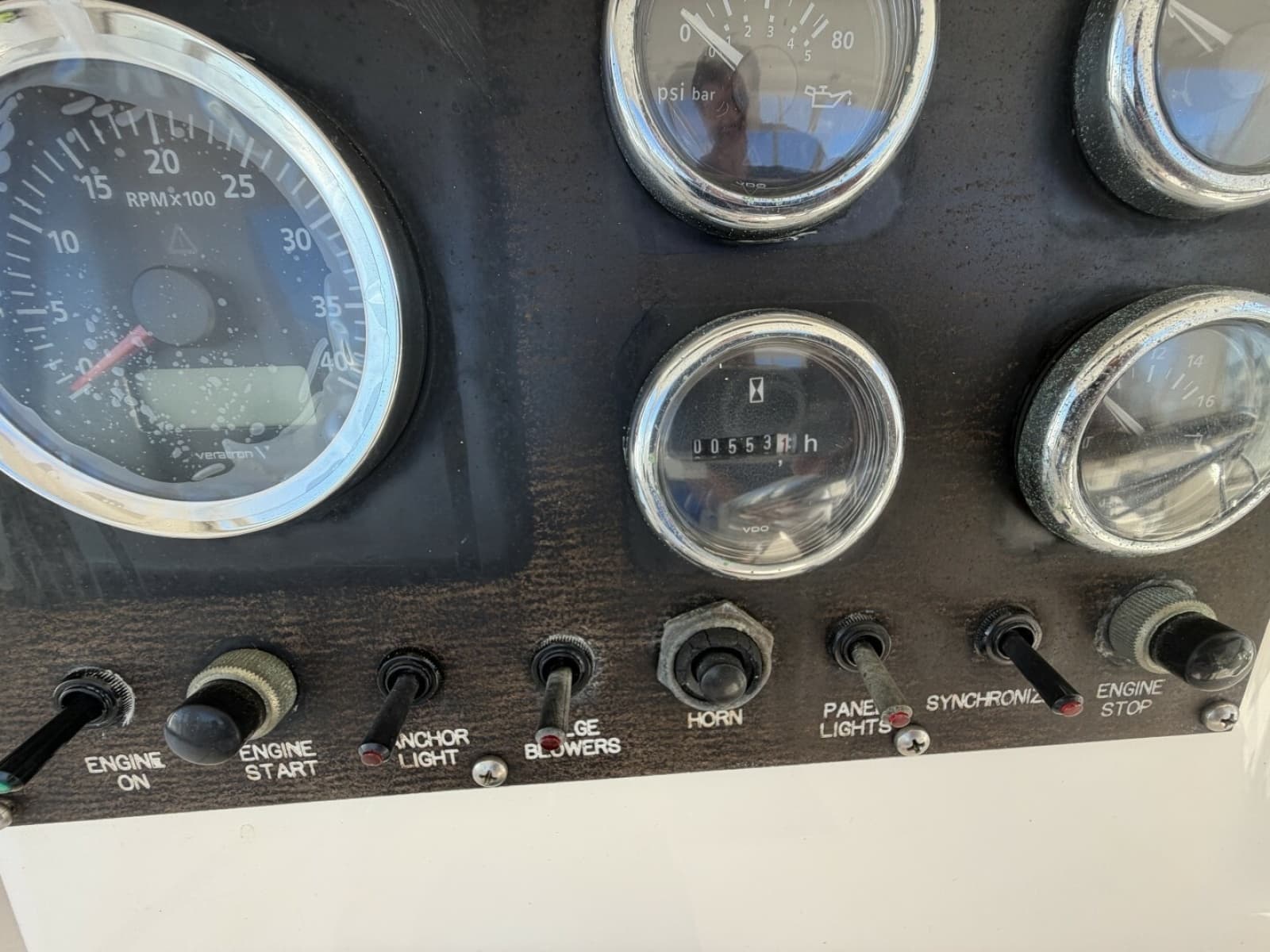 1990 Viking 44 Aft Cabin Motor Yacht