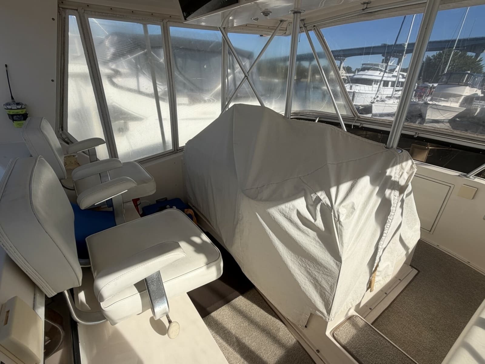 1990 Viking 44 Aft Cabin Motor Yacht