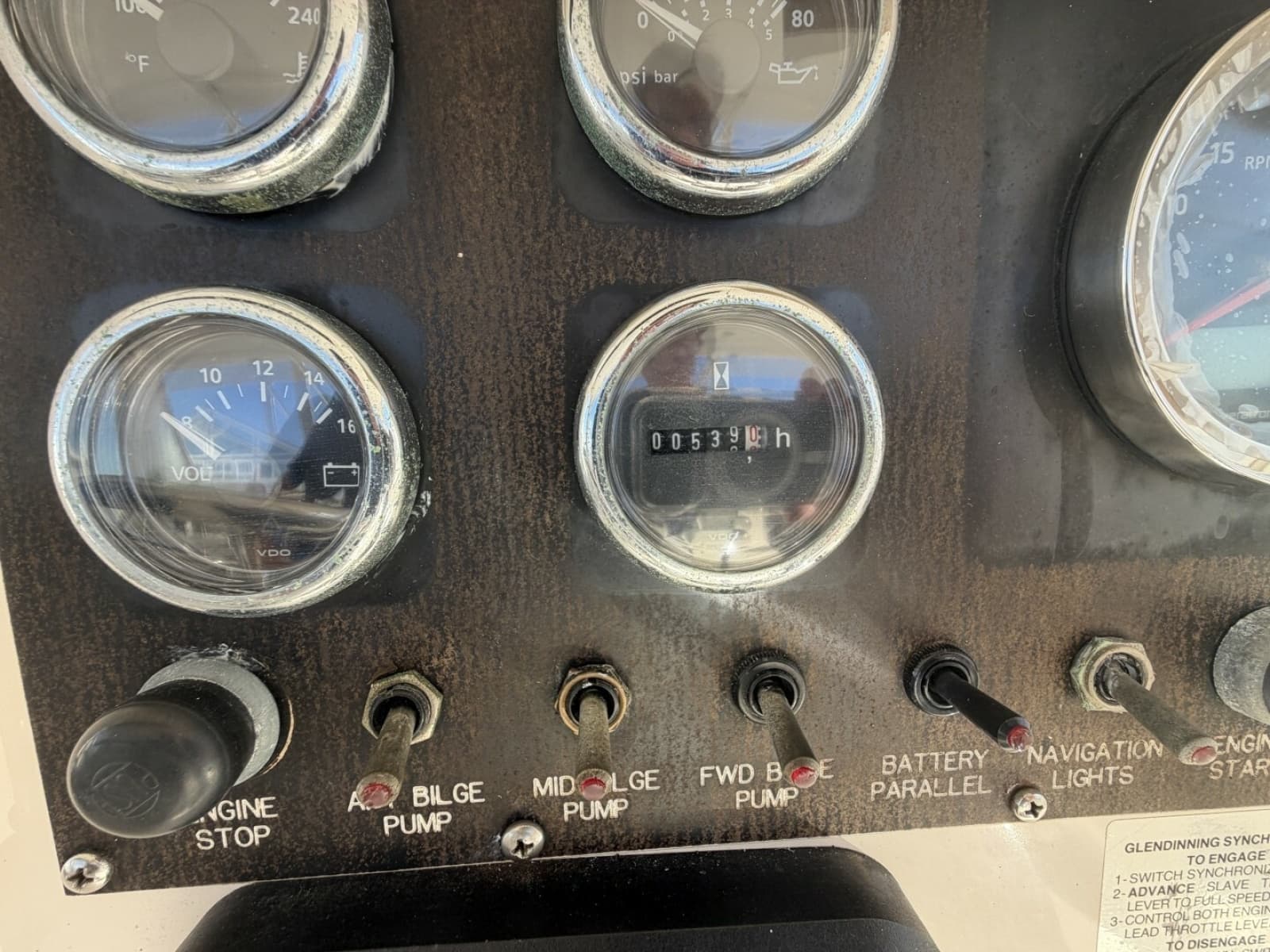 1990 Viking 44 Aft Cabin Motor Yacht