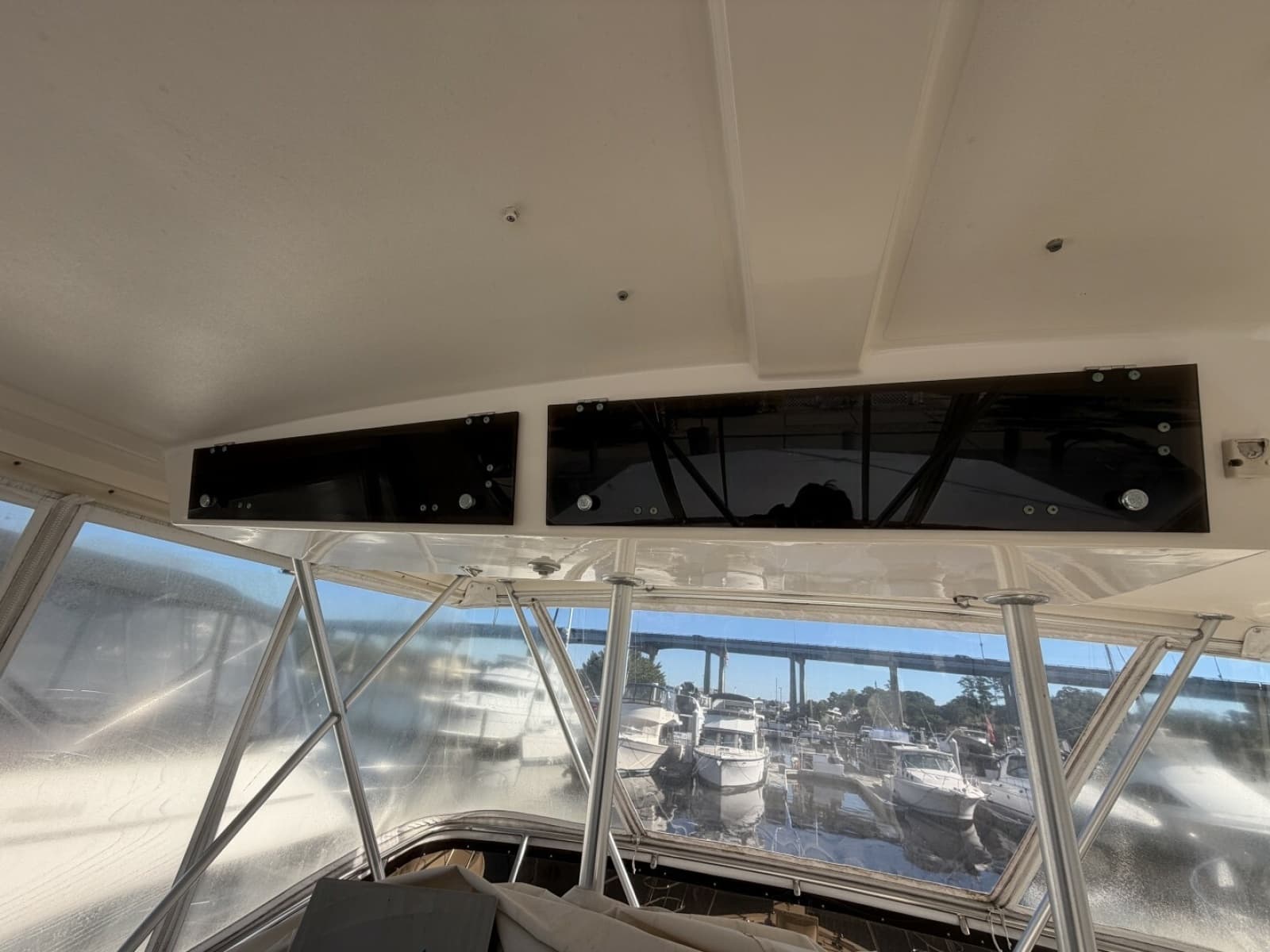 1990 Viking 44 Aft Cabin Motor Yacht