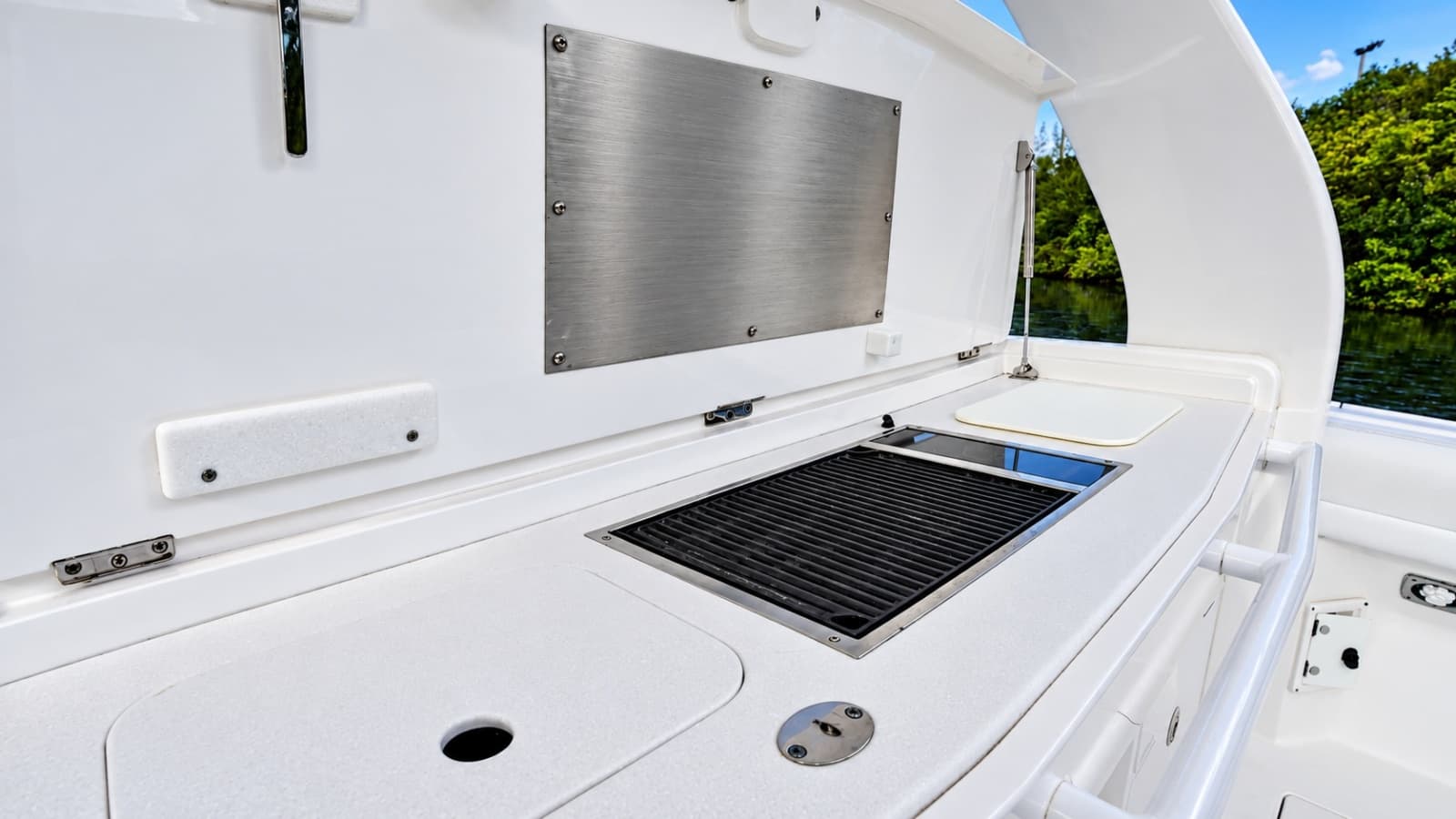 2019 Intrepid 40 PANACEA