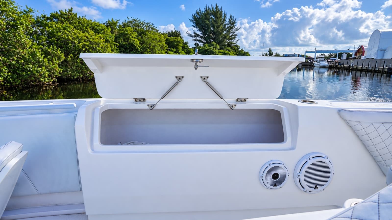 2019 Intrepid 40 PANACEA