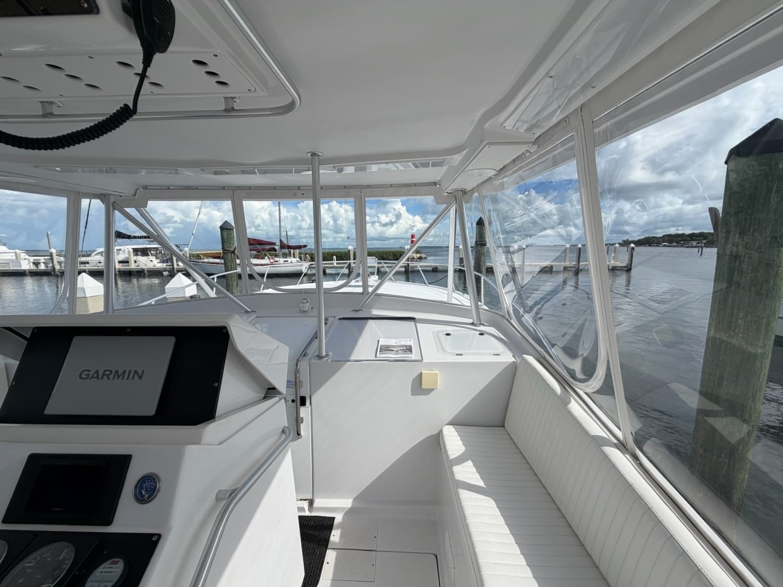 1998 Luhrs 40 Open