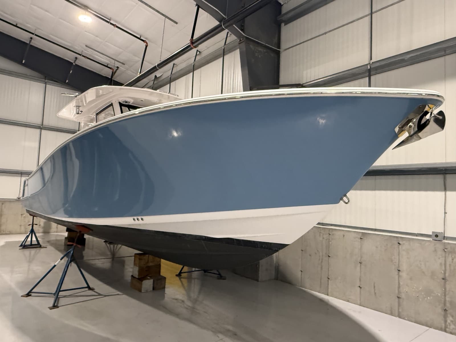 2023 Sportsman 352
