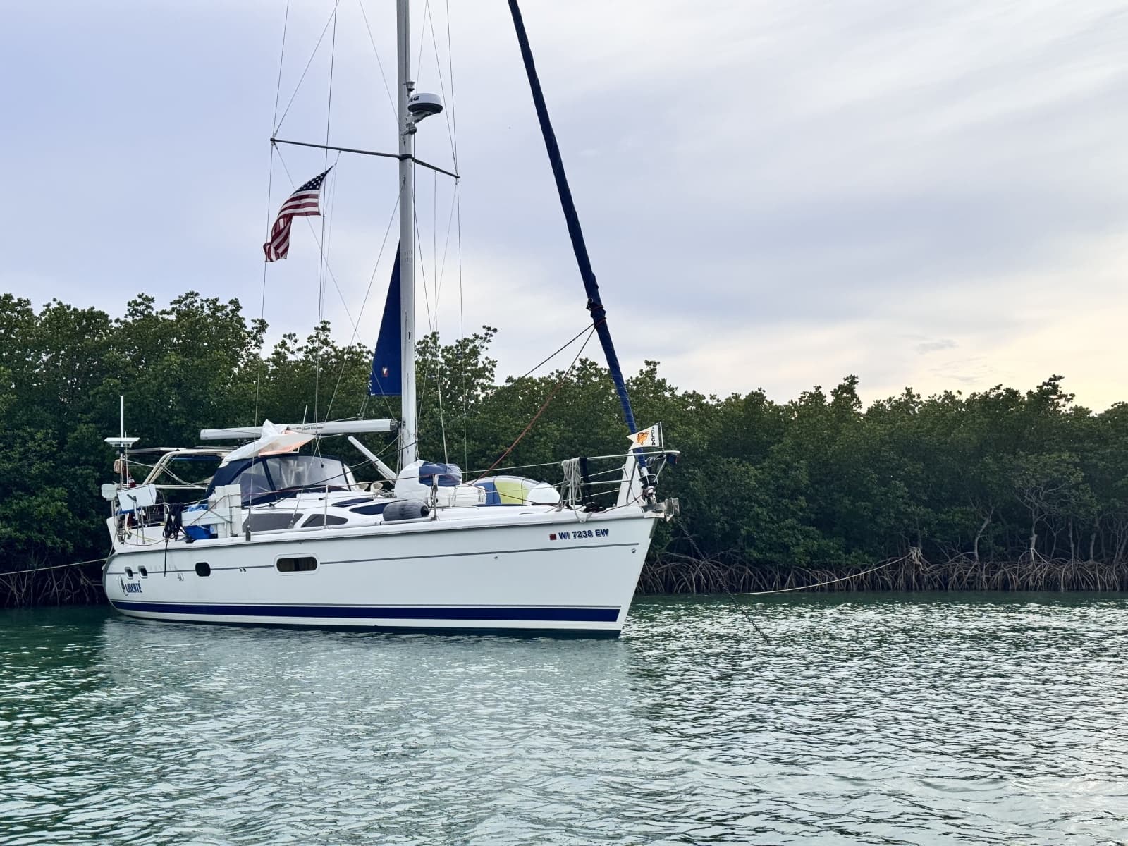 2000 Hunter 410