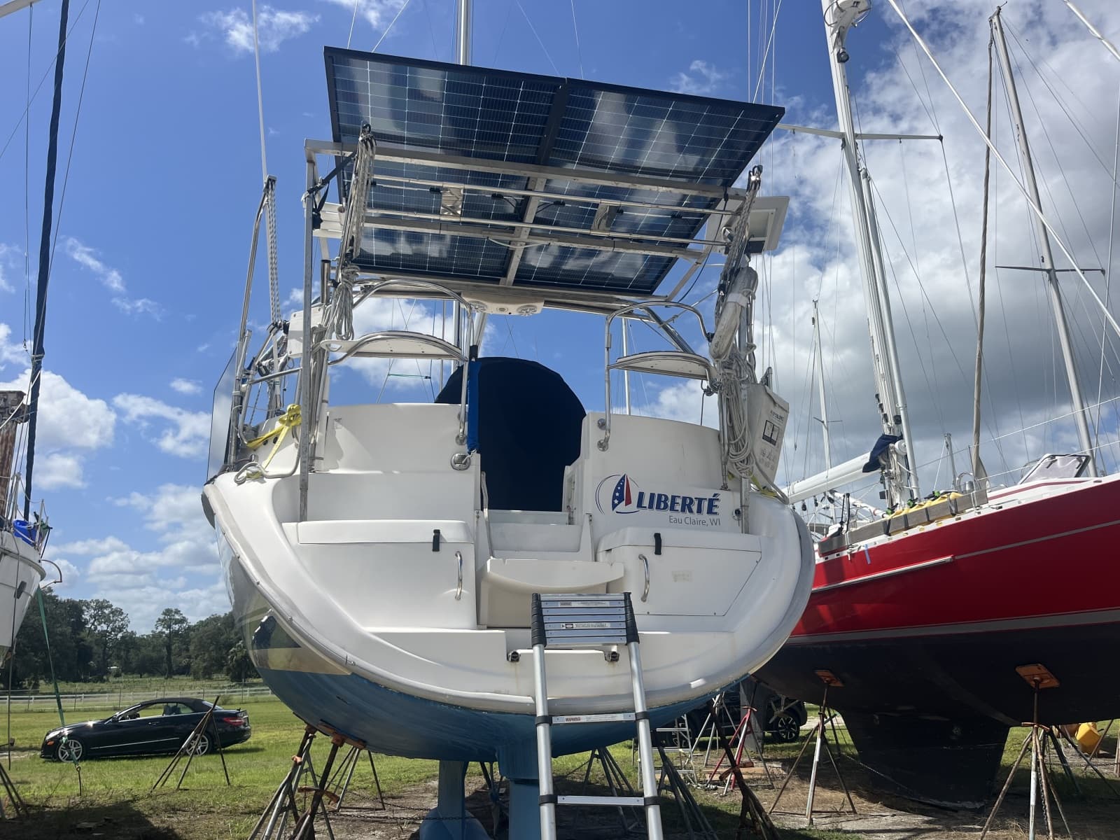 2000 Hunter 410