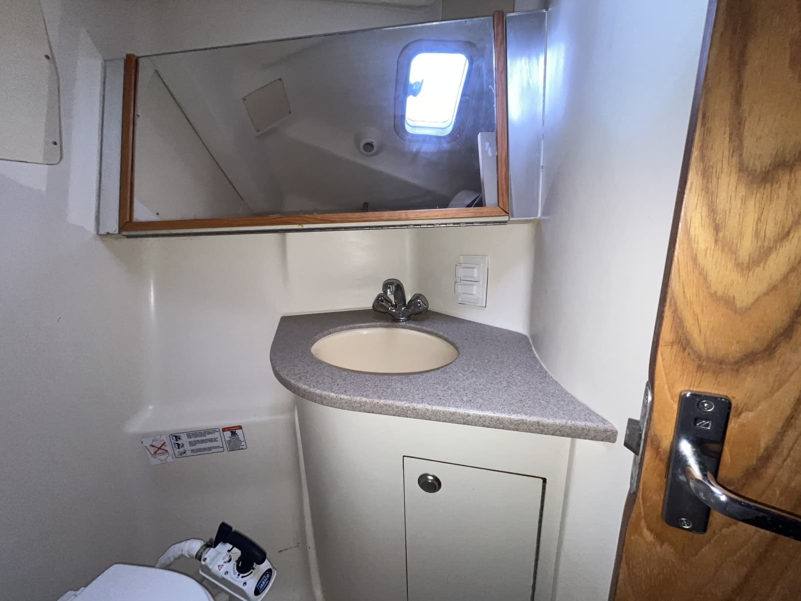 2000 Hunter 410