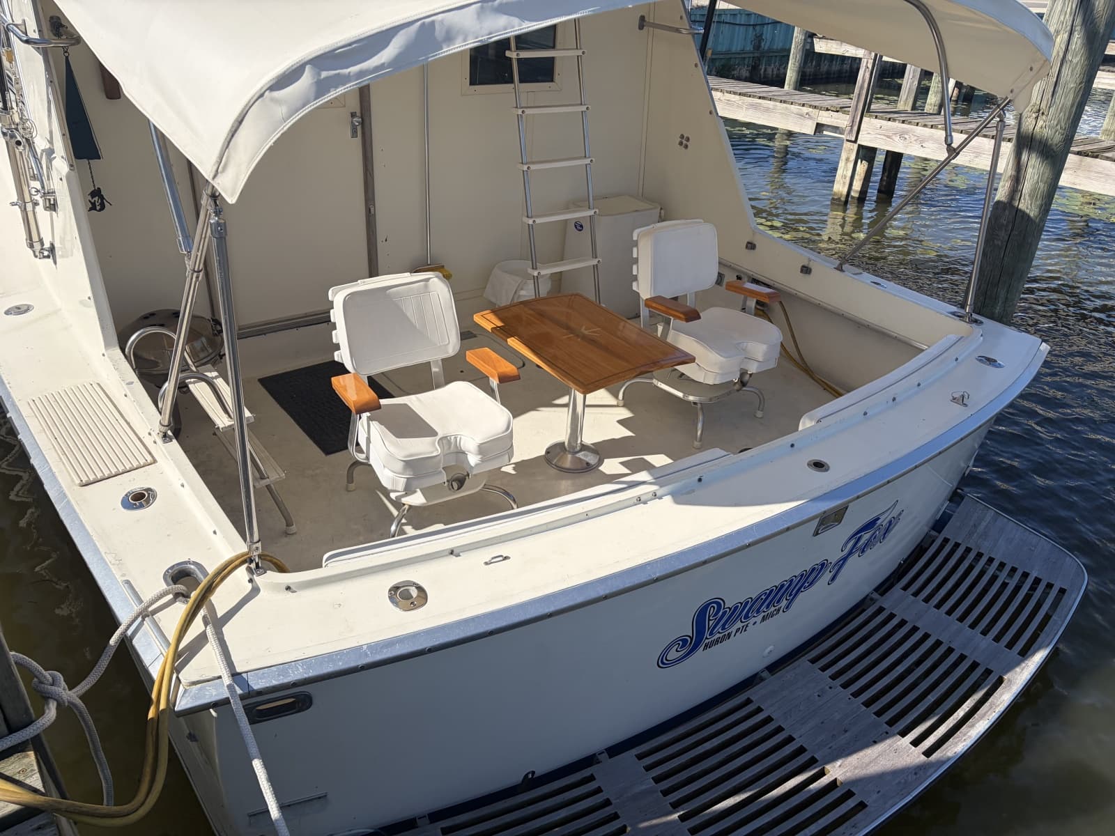 1972 Hatteras 