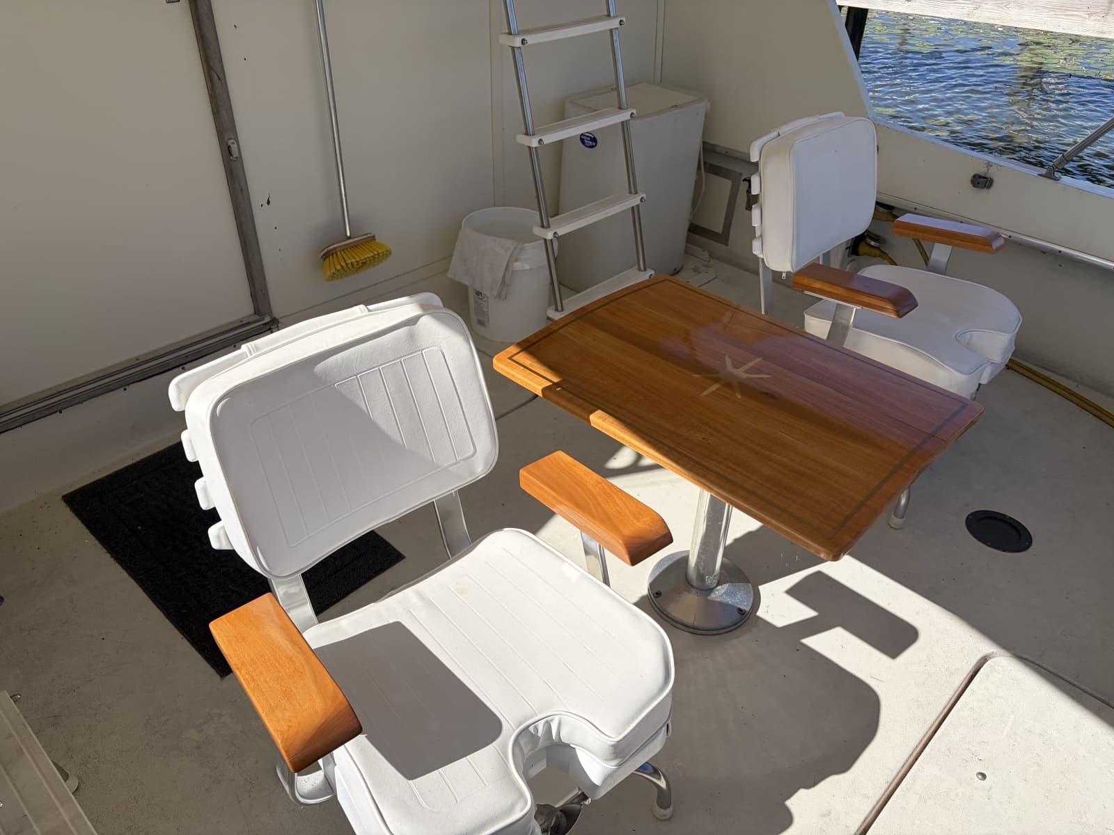 1972 Hatteras 