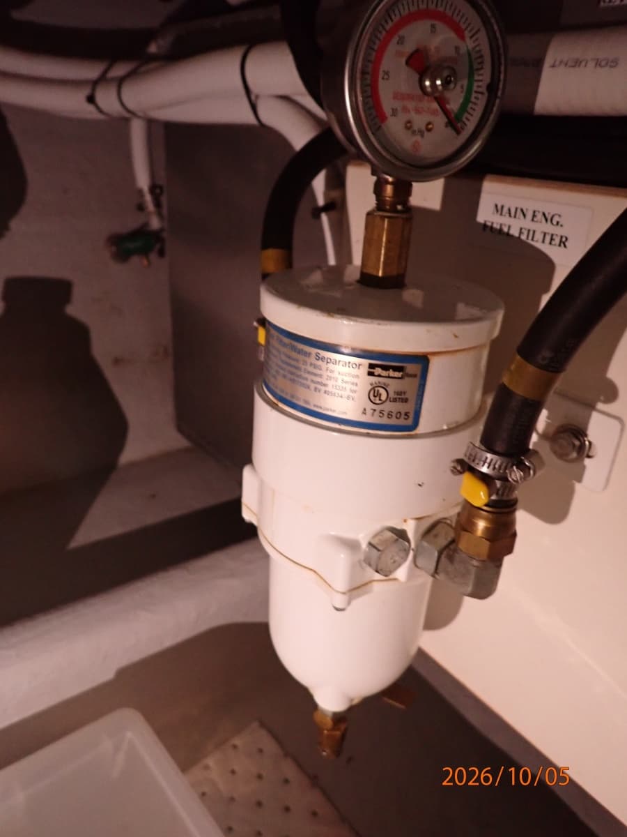34' Nordic Tugs main engine Racor fuel filter