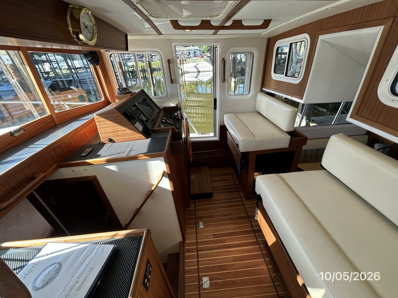 34' Nordic Tugs pilothouse starboard