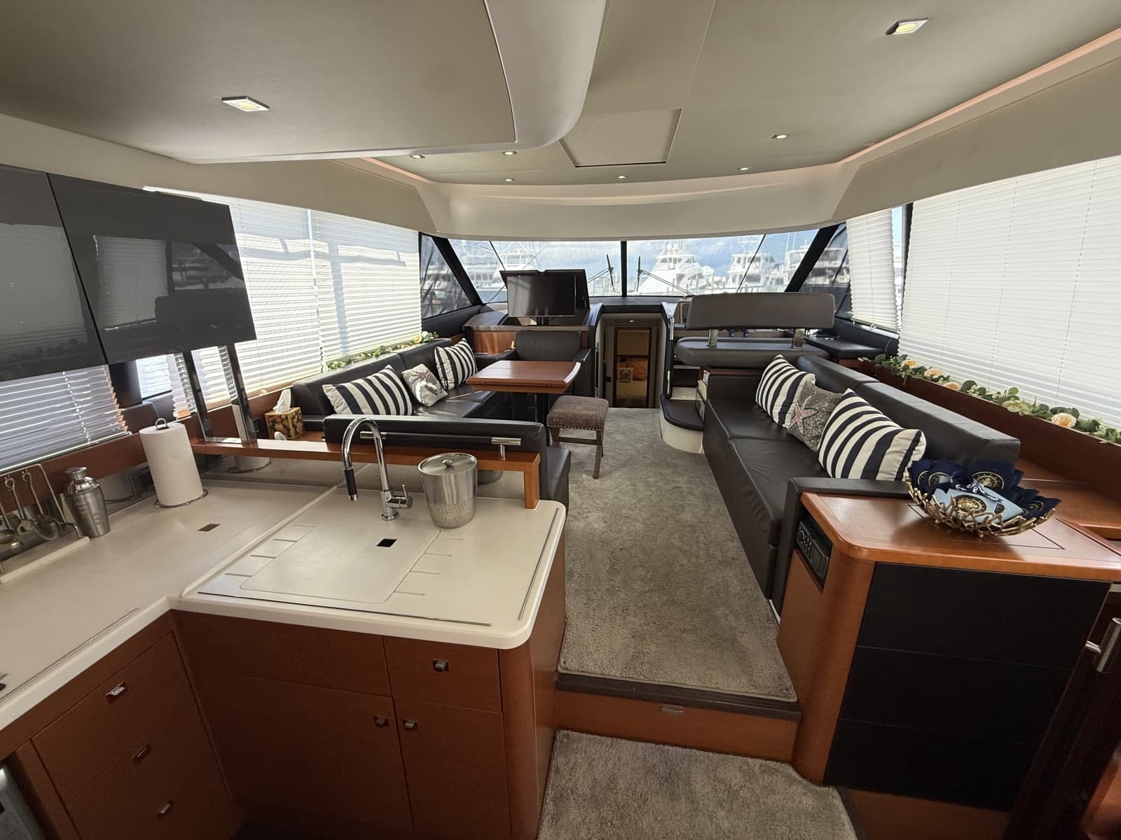 2015 Prestige 550