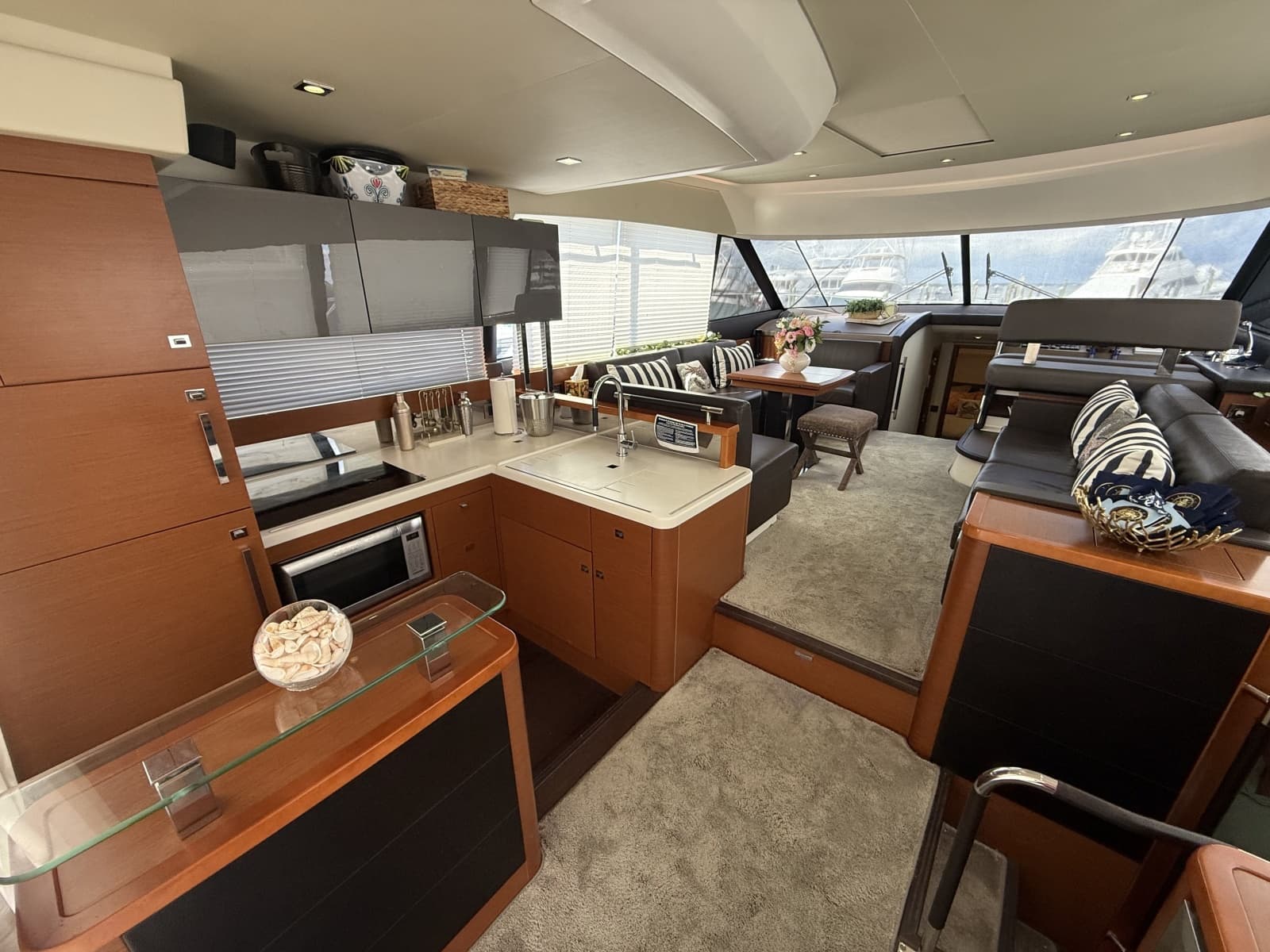 2015 Prestige 550
