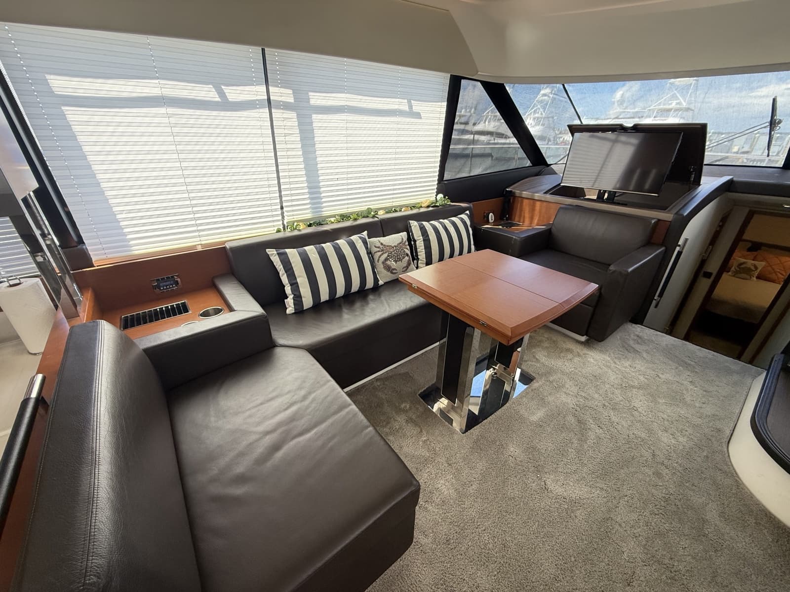 2015 Prestige 550