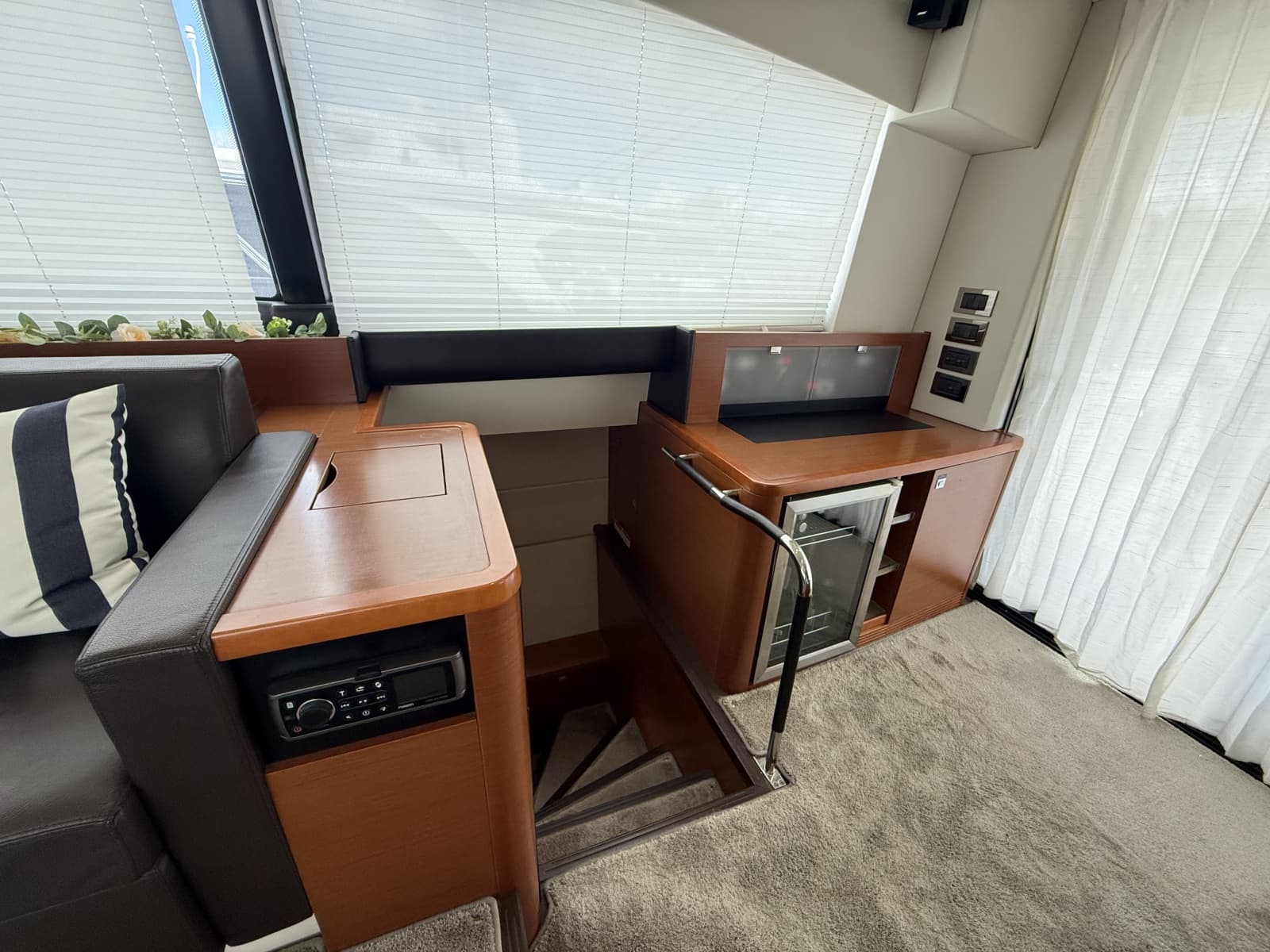 2015 Prestige 550