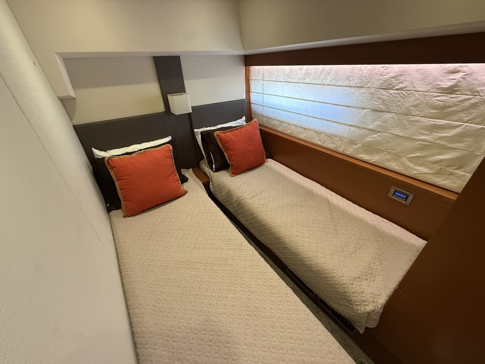 2015 Prestige 550
