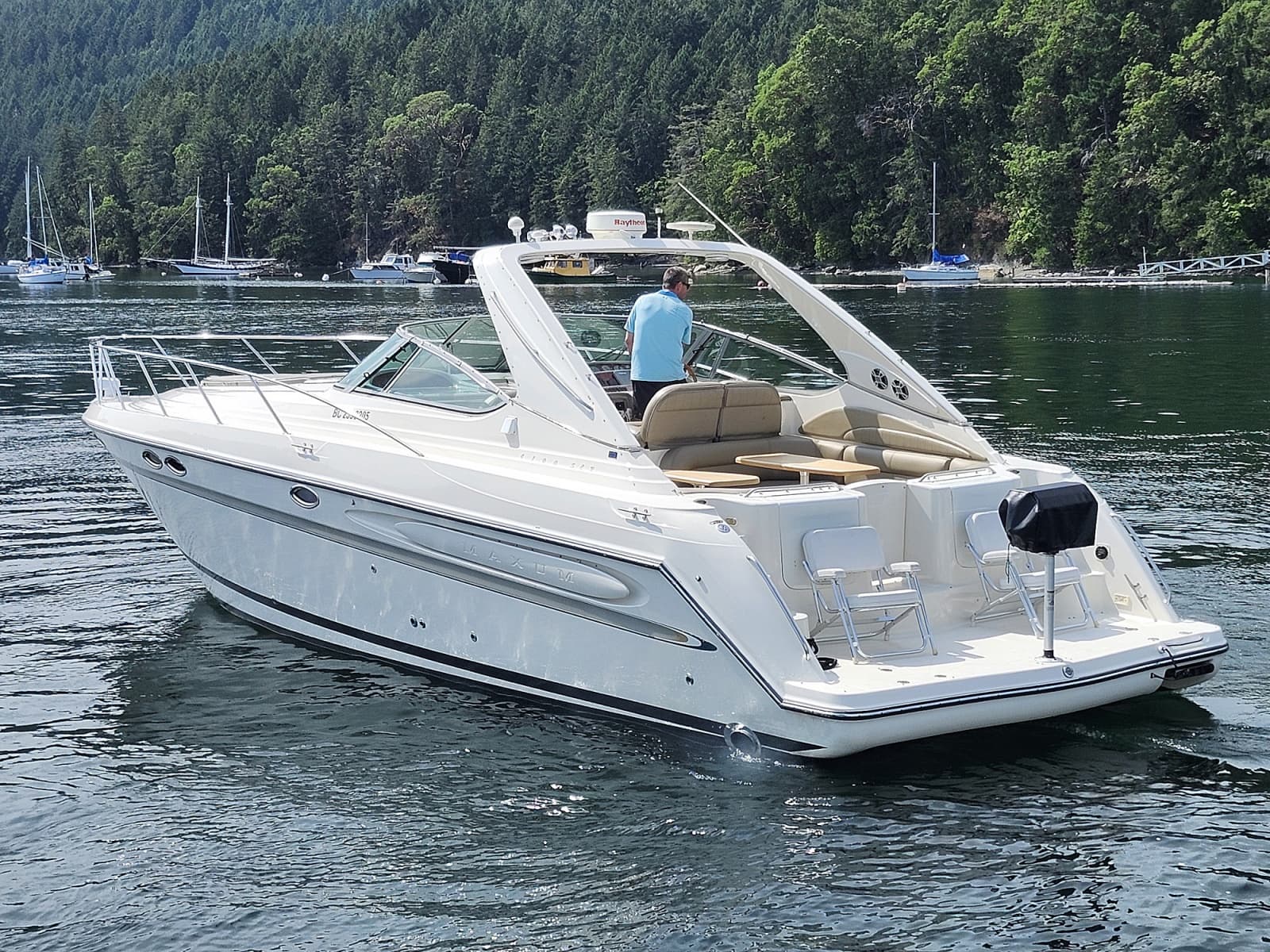 1997 Maxum 4100 SCR