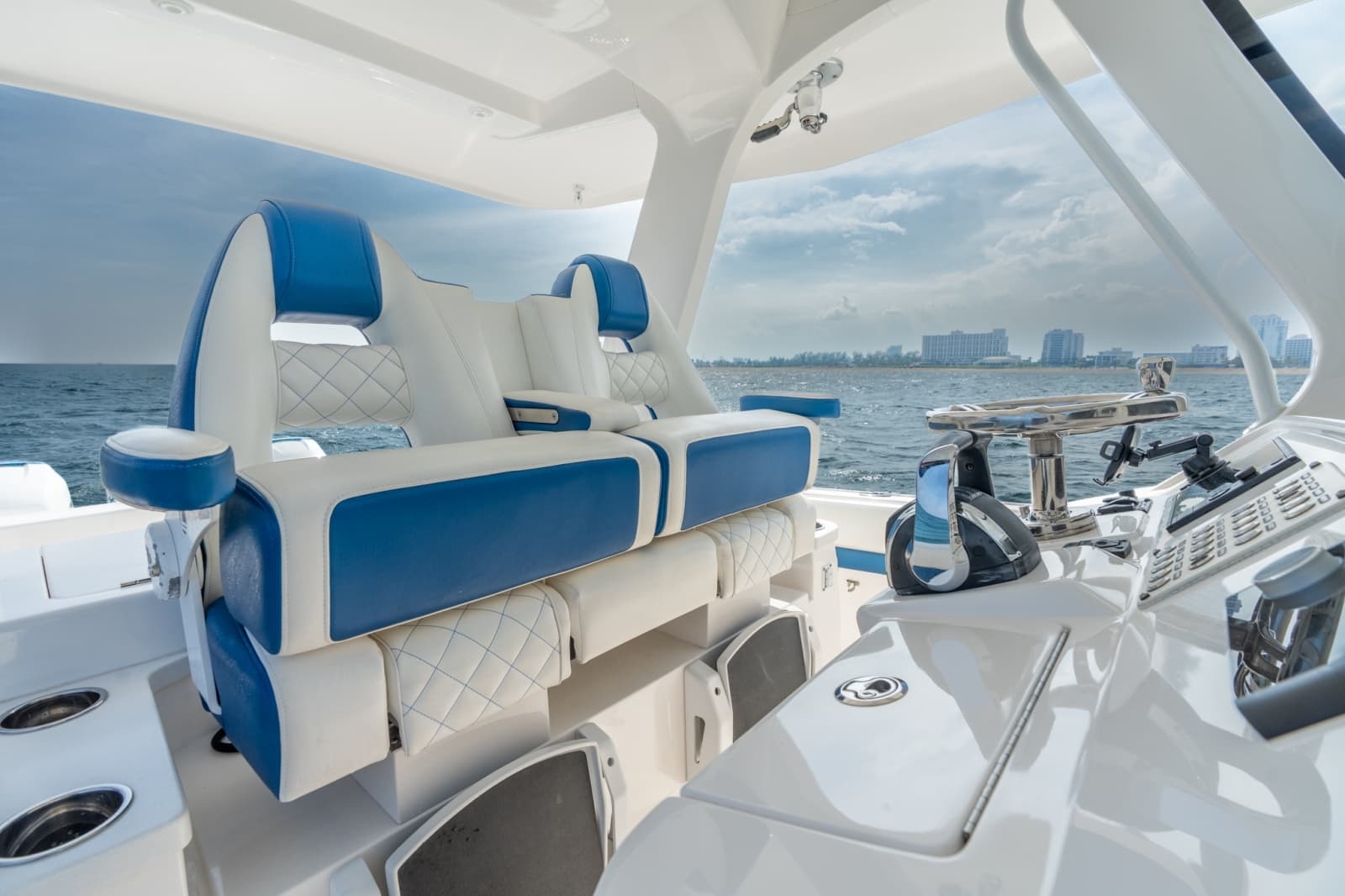 2018 Intrepid 407 Panacea