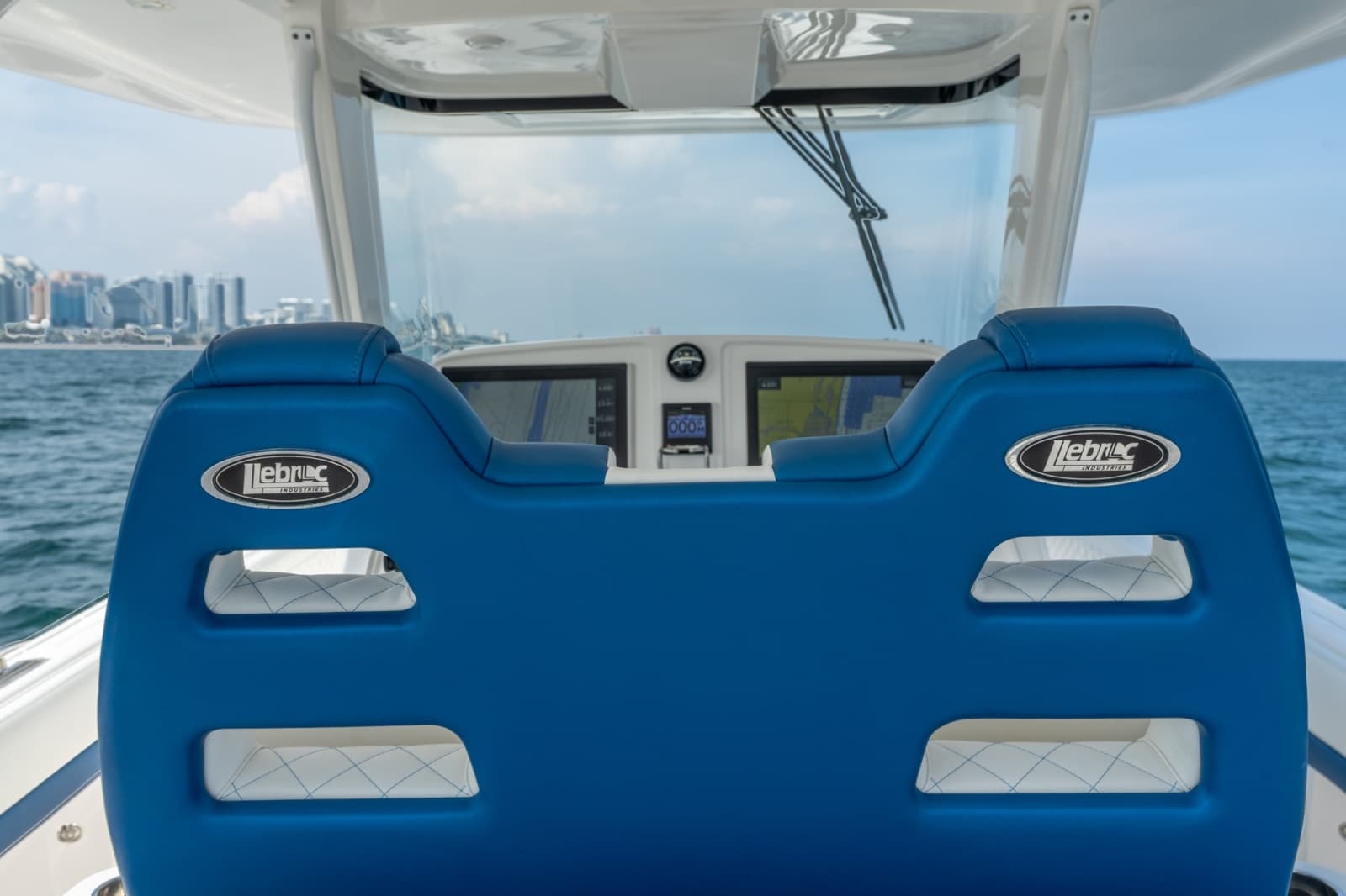 2018 Intrepid 407 Panacea
