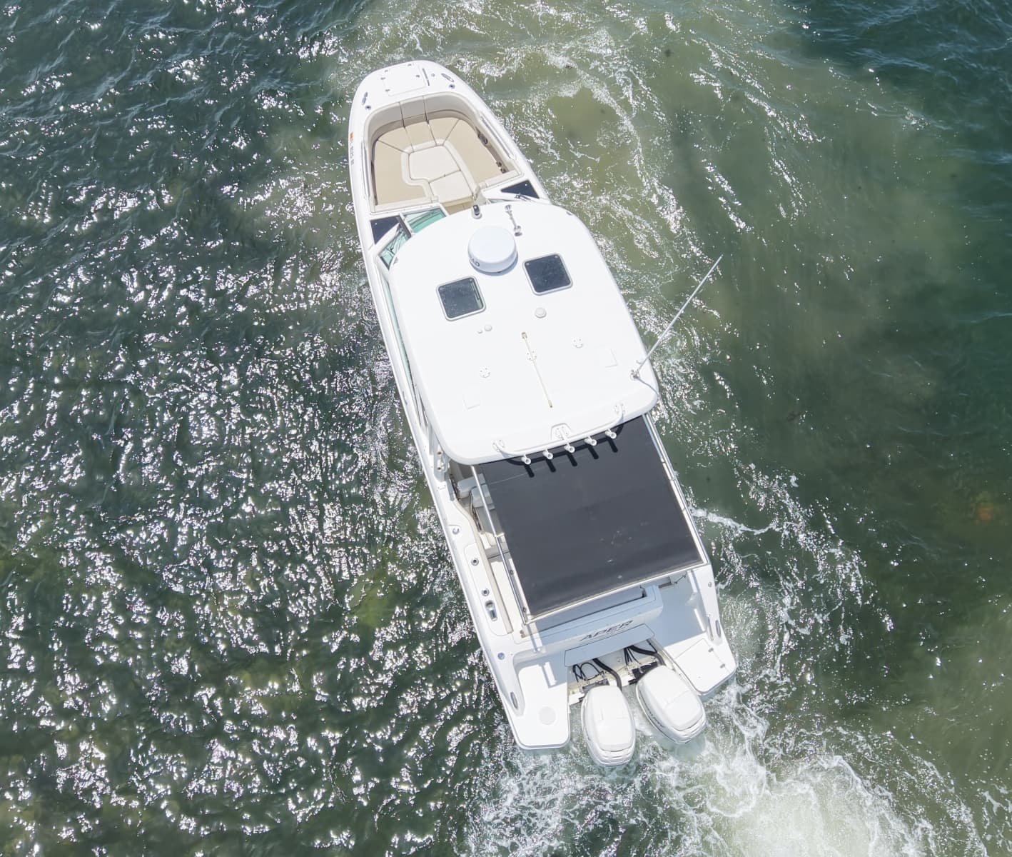 2016 Boston Whaler 320 Vantage