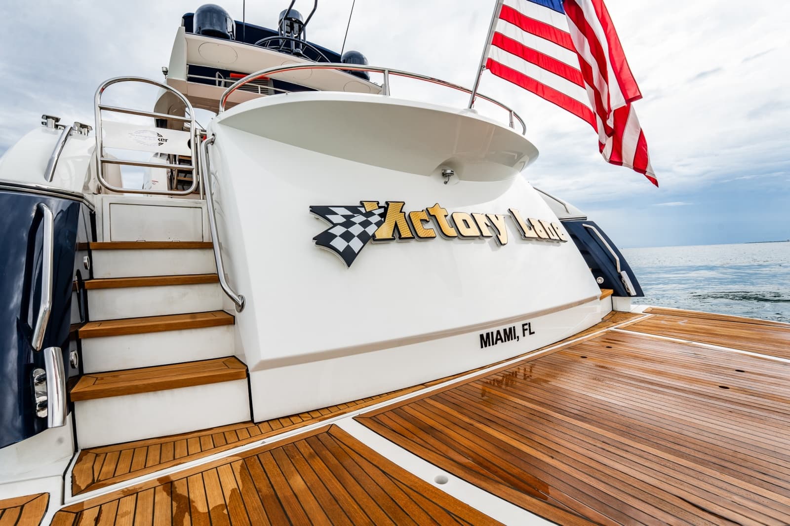 2009 Sunseeker Predator 84