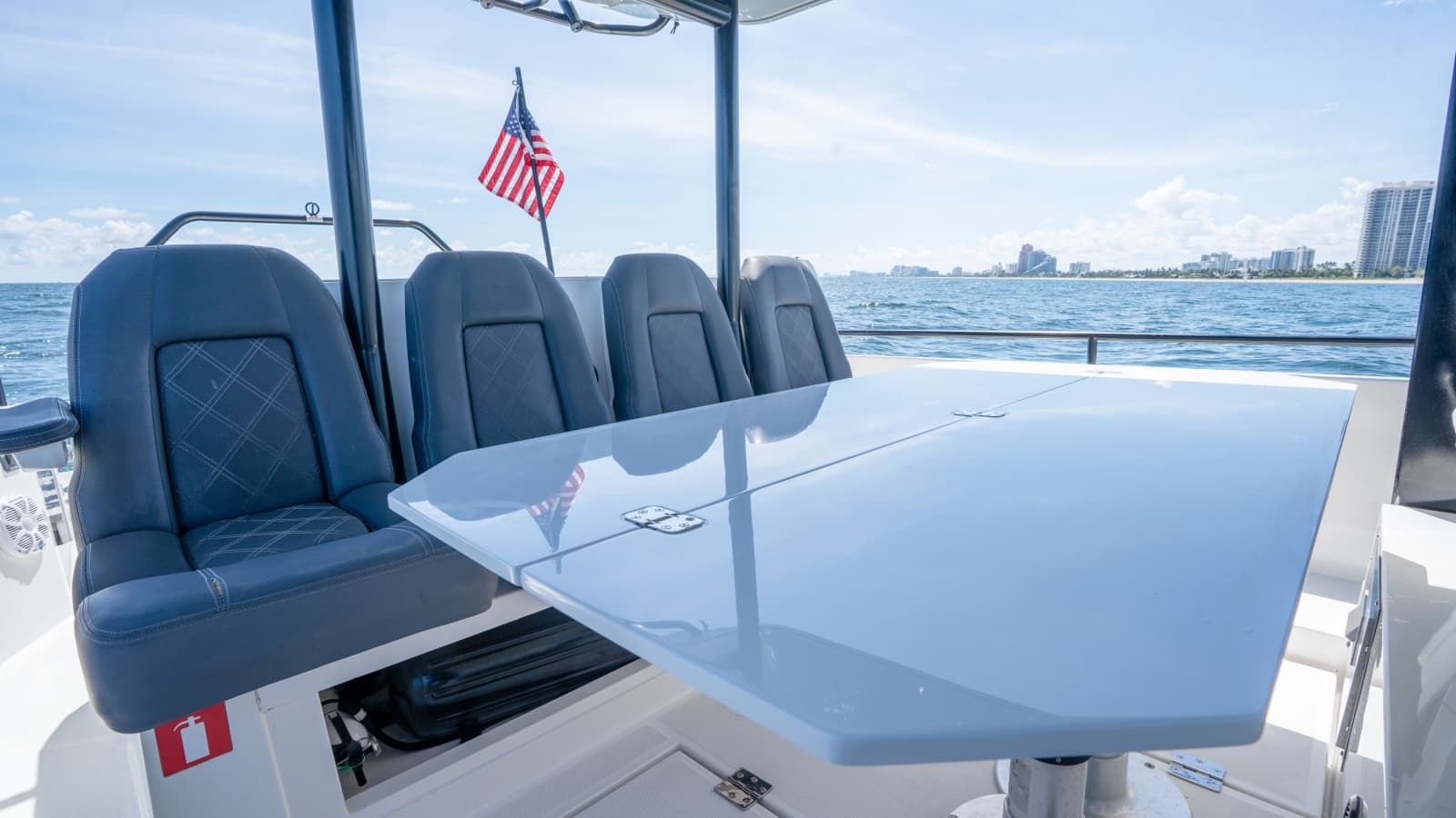 2020 Axopar 37 Sun-Top