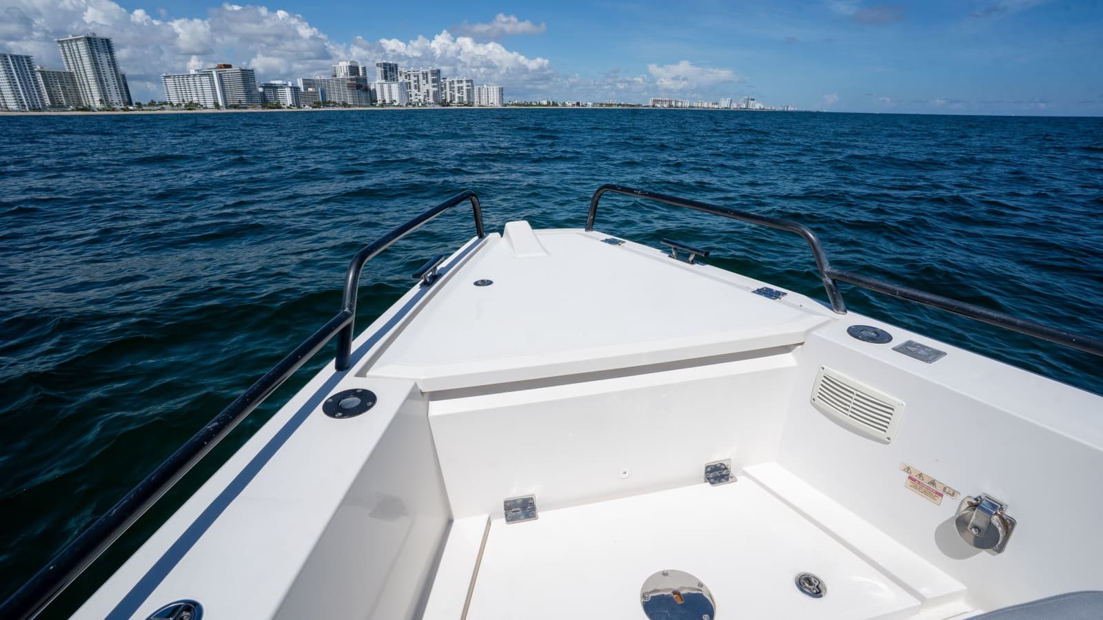 2020 Axopar 37 Sun-Top