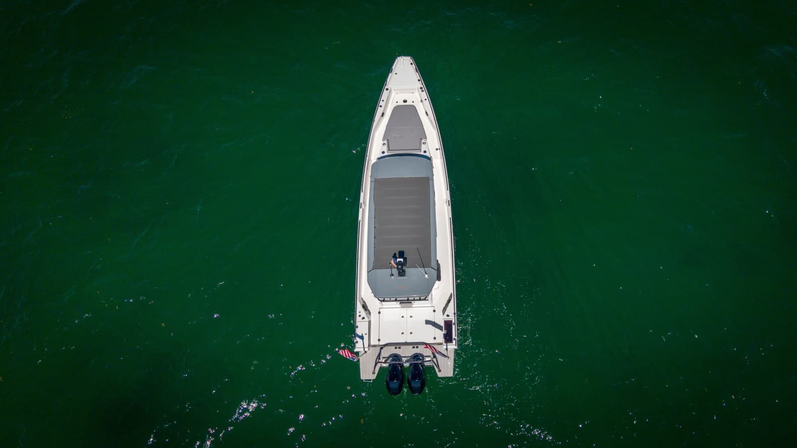 2020 Axopar 37 Sun-Top