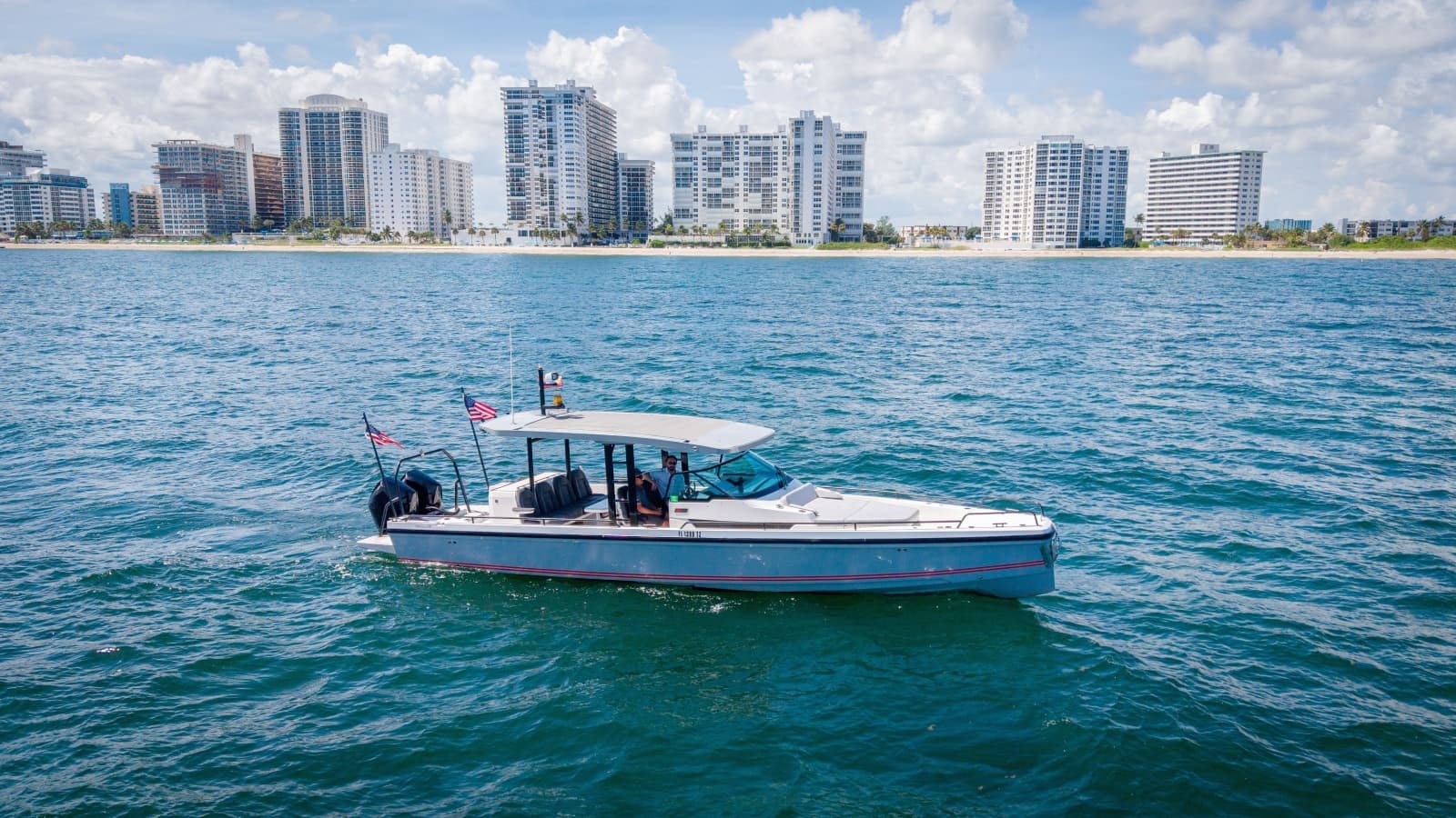 2020 Axopar 37 Sun-Top