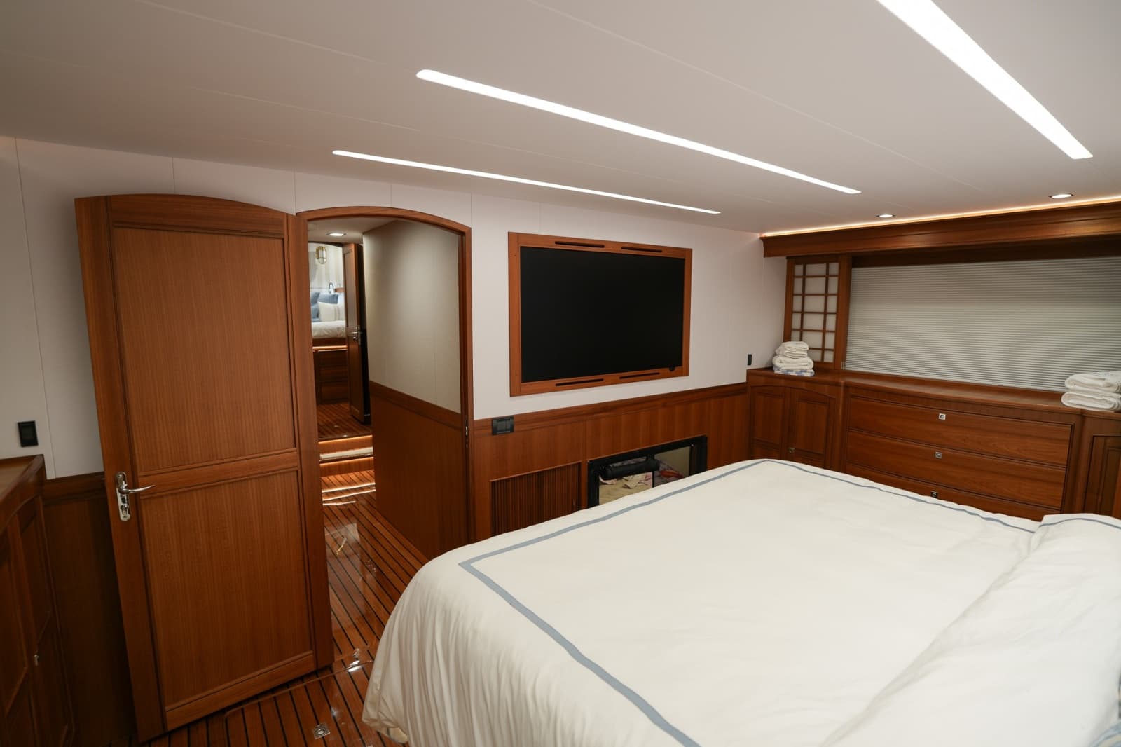 2025 Marlow Explorer 70E MkII-CB
