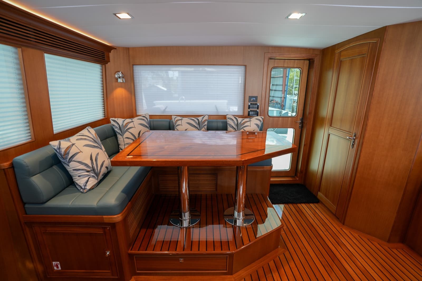 2025 Marlow Explorer 70E MkII-CB