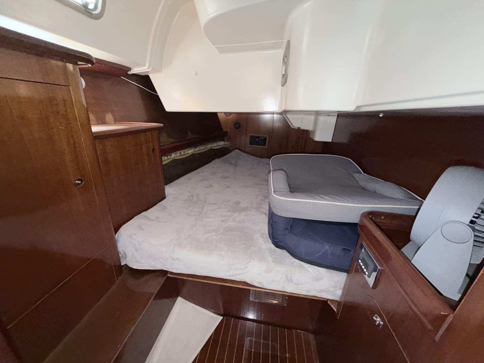 Aft Starboard Cabin