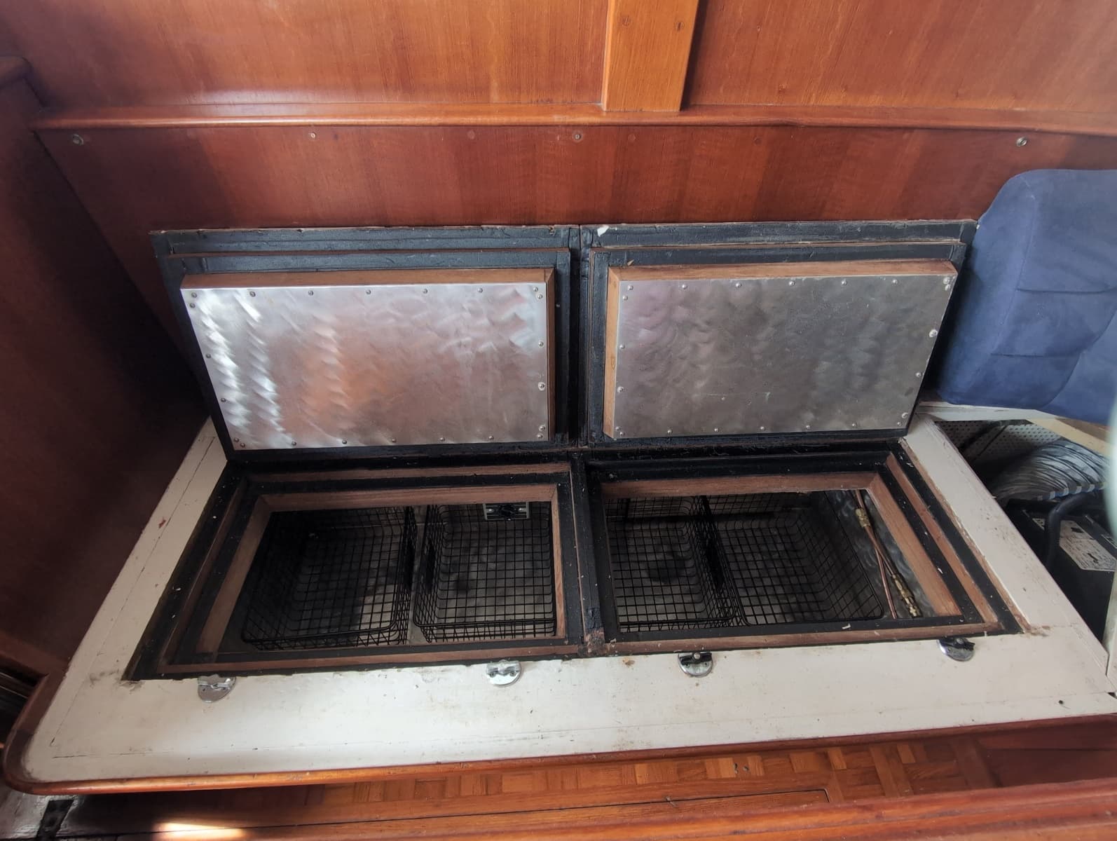 1990 Grand Banks 36 Classic