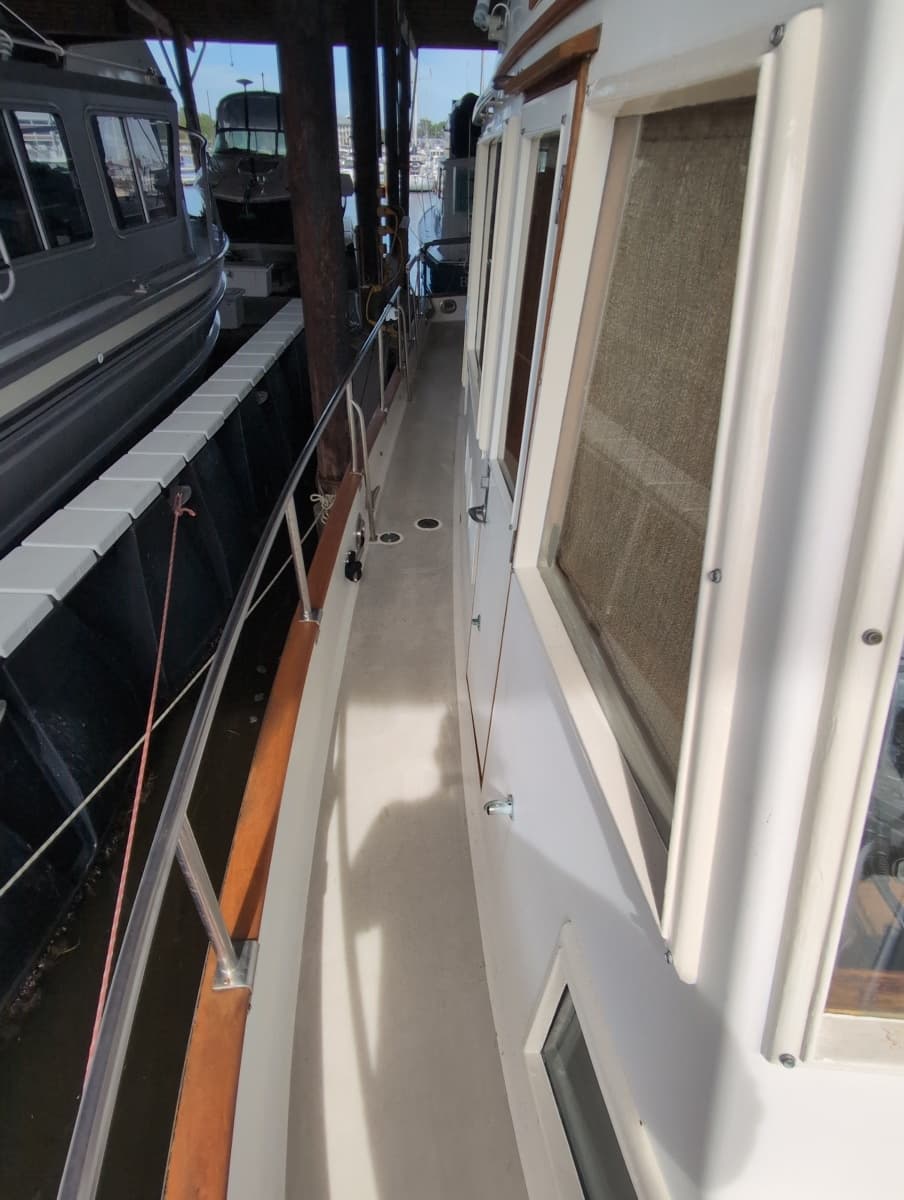 1990 Grand Banks 36 Classic