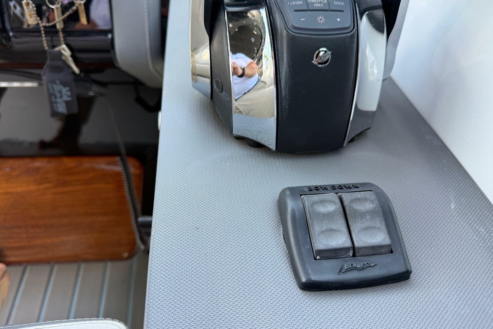 2021 Cruisers Yachts 38 GLS OB