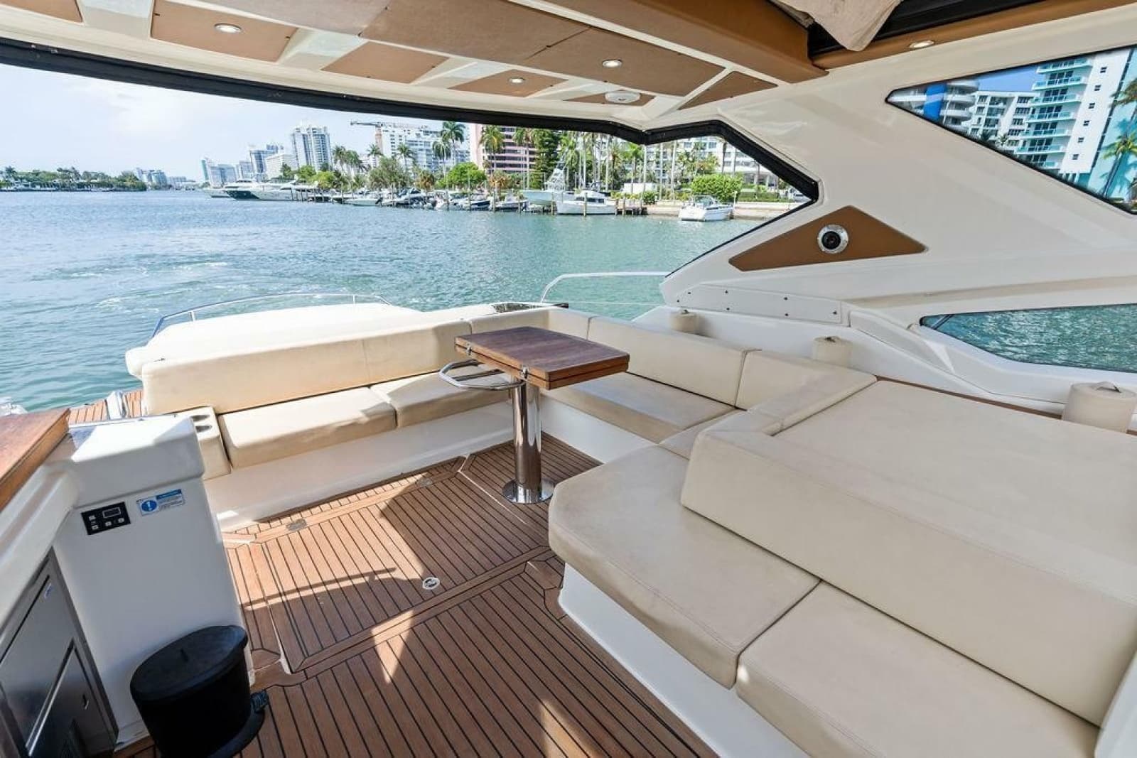 2014 Cranchi 56 HT